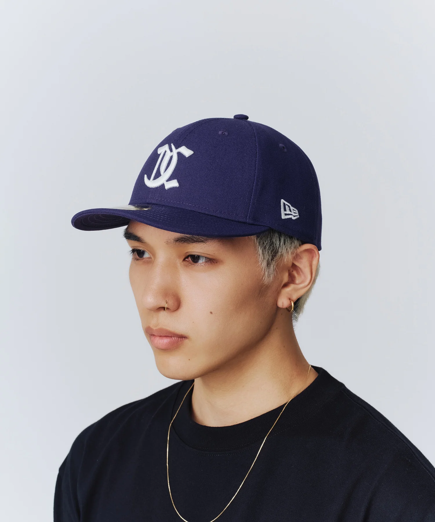 XLARGE×NEW ERA OLD ENGLISH CAP - Image 11
