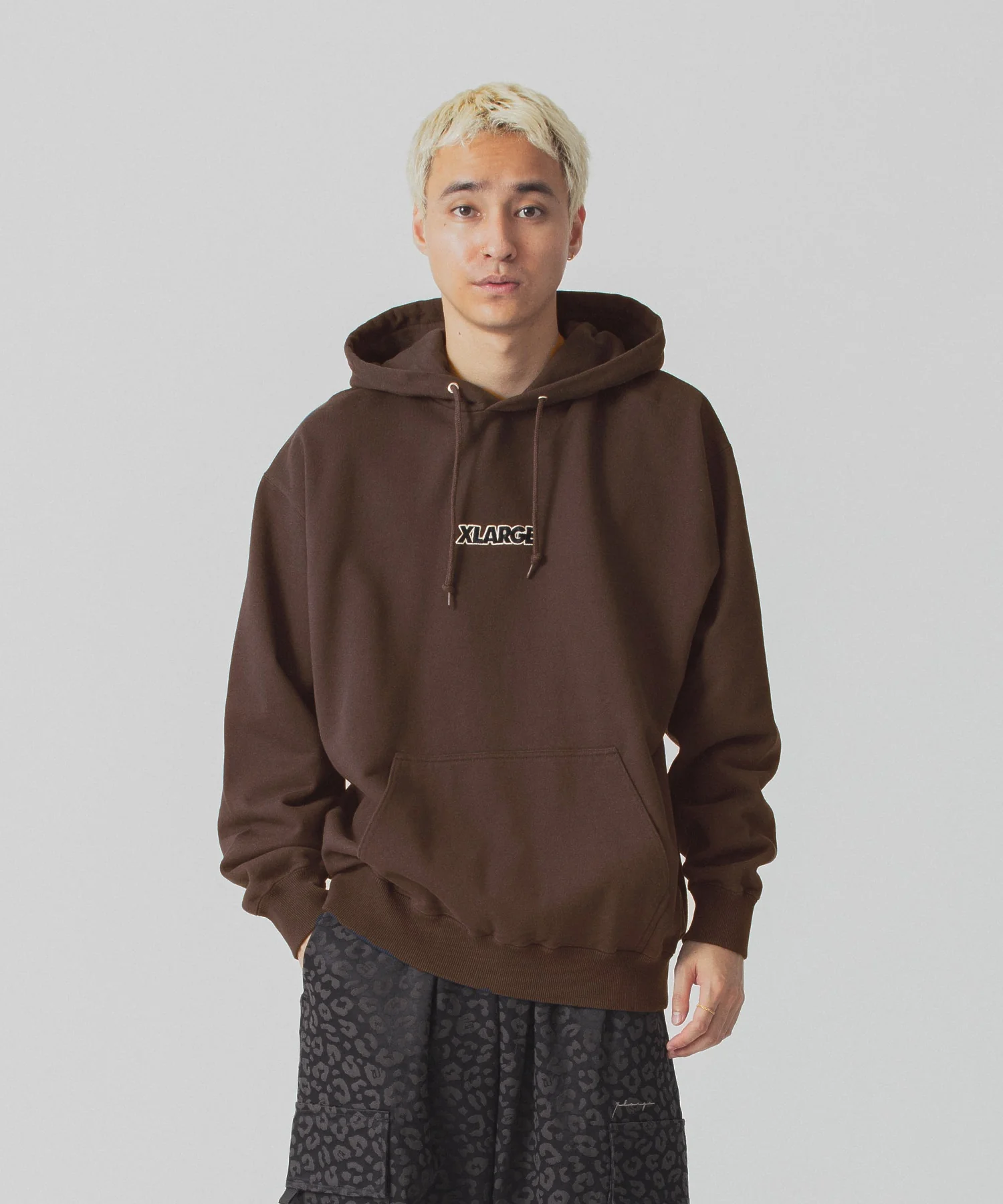 STANDARD LOGO HOODED SWEATSHIRT - Image 16