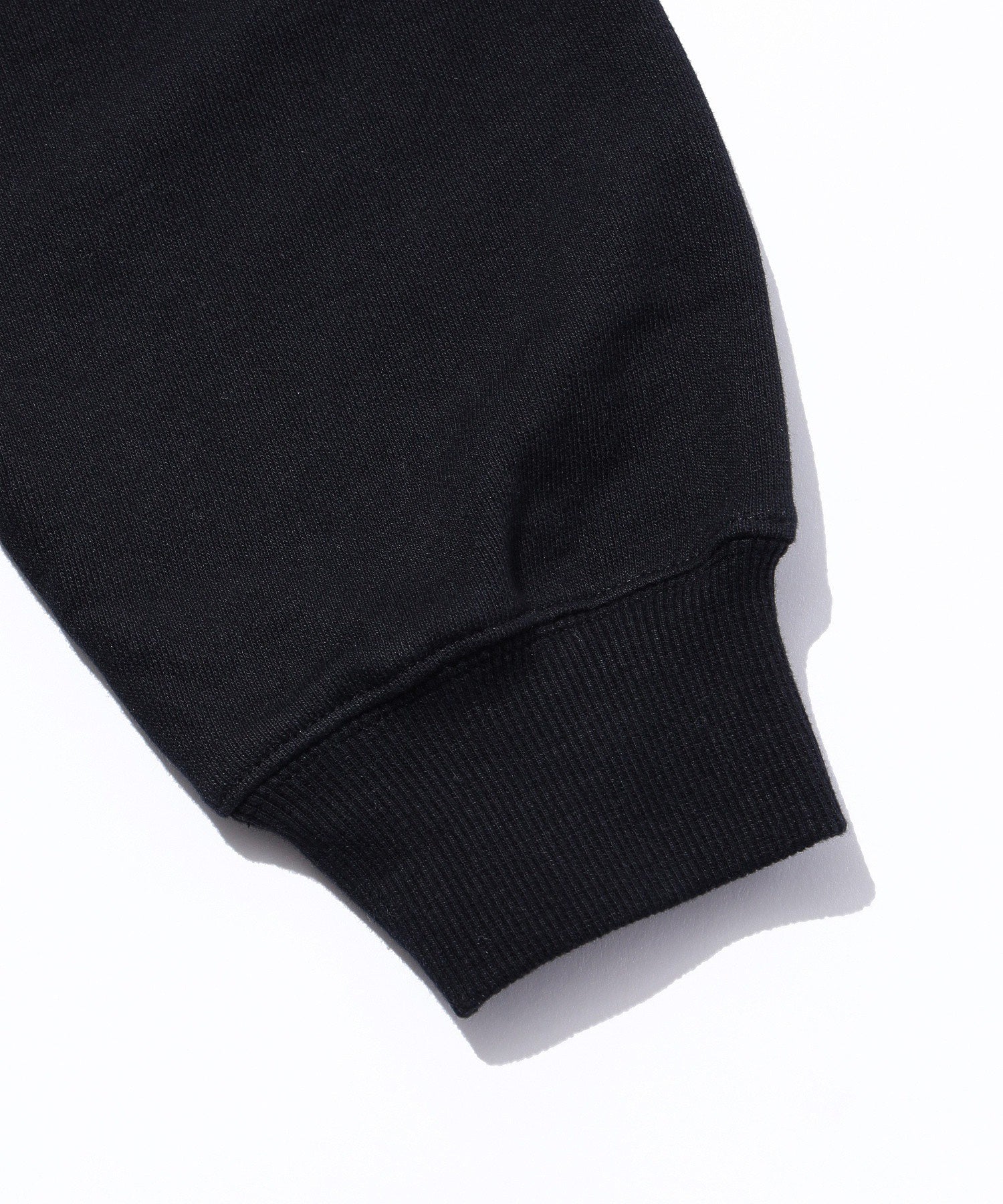 XLARGE×CYBERPUNK: EDGERUNNERS CREWNECK SWEATSHIRT - Image 9