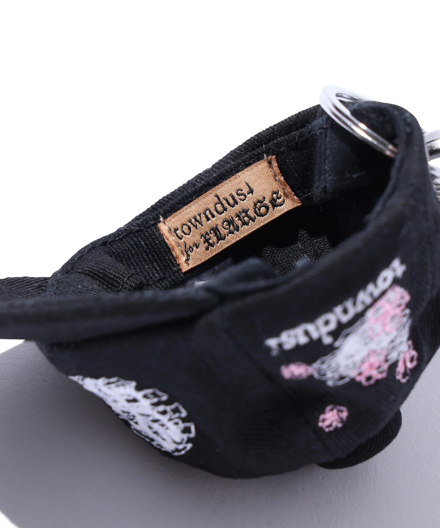 XLARGE×towndust MINI CAP KEYCHAIN - Image 13