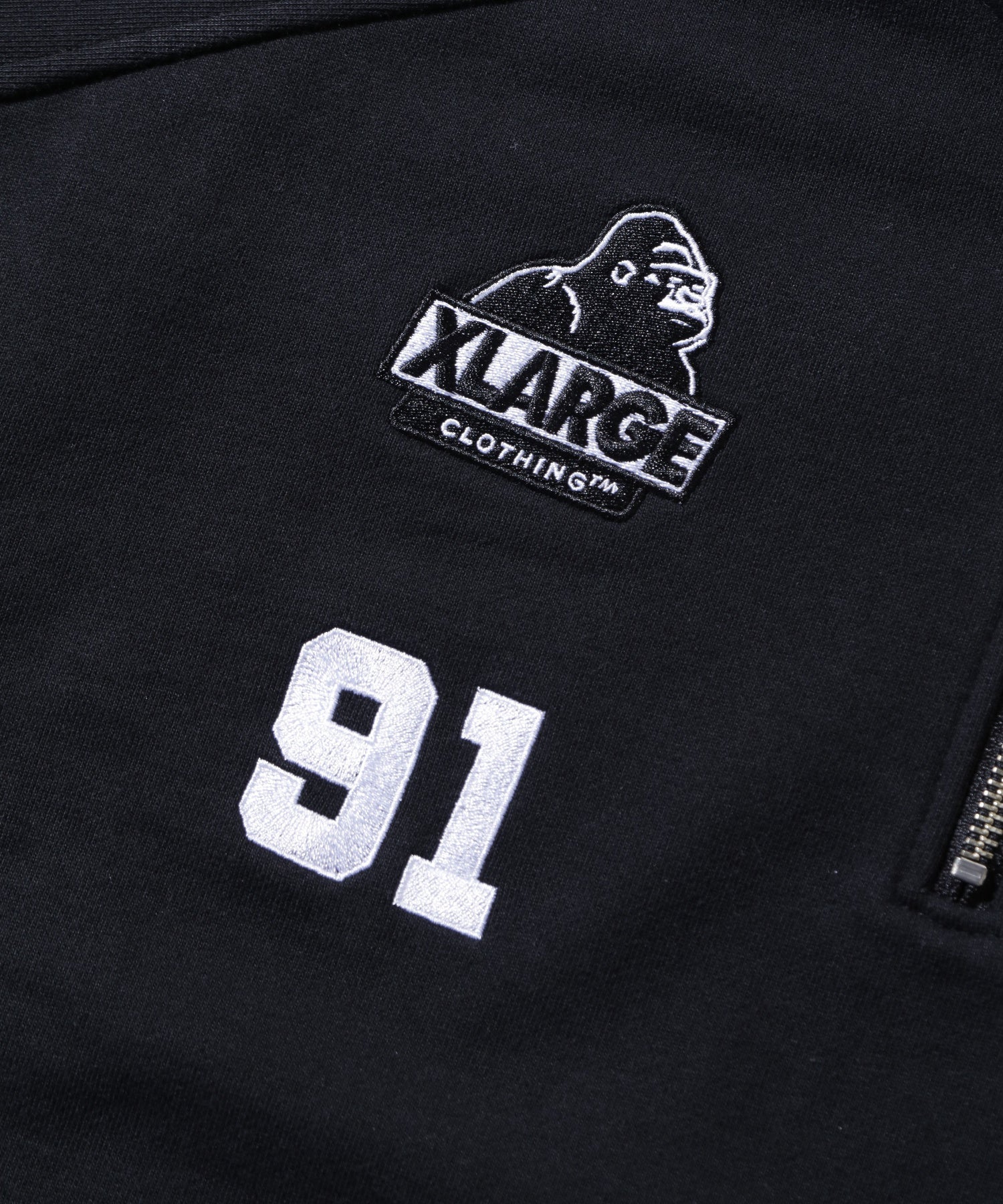 XLARGE×LIBERTY WALK HALF ZIP SWEATSHIRTS - Image 8