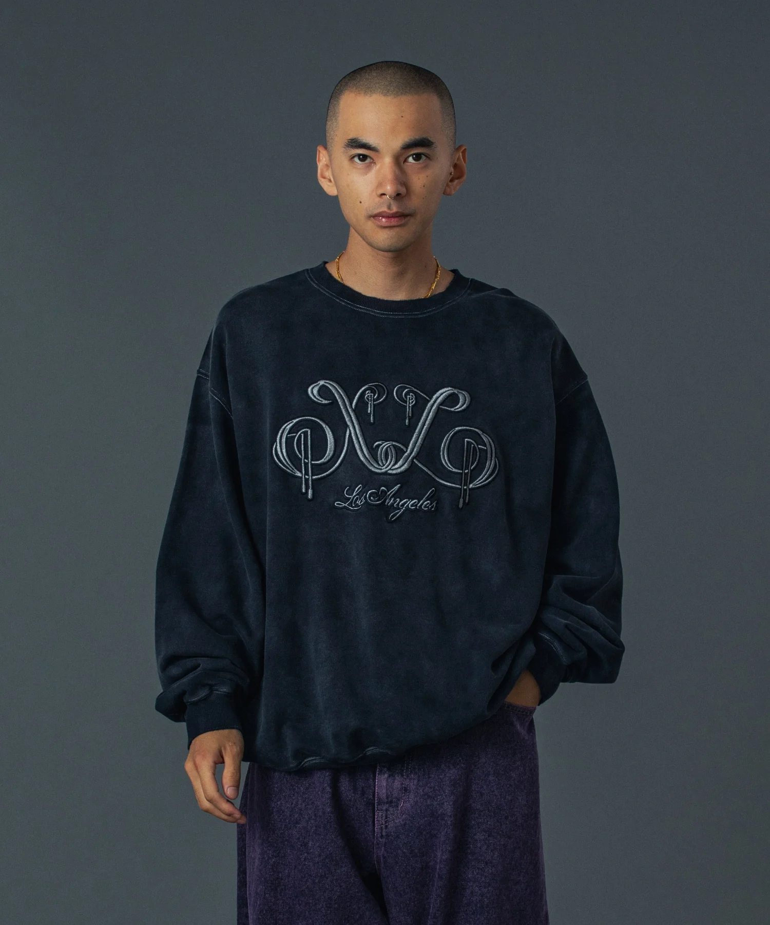 EMBROIDERED BLEACHED CREWNECK SWEATSHIRT - Image 8