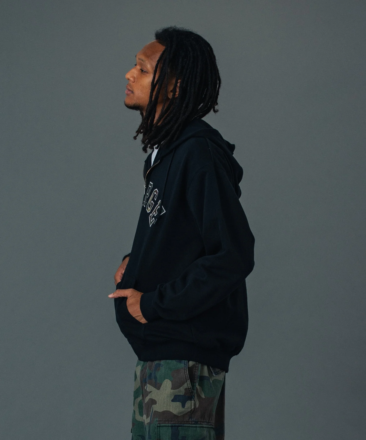 CAMO PATCH ZIP UP HOODED SWEATSHIRT - Image 9