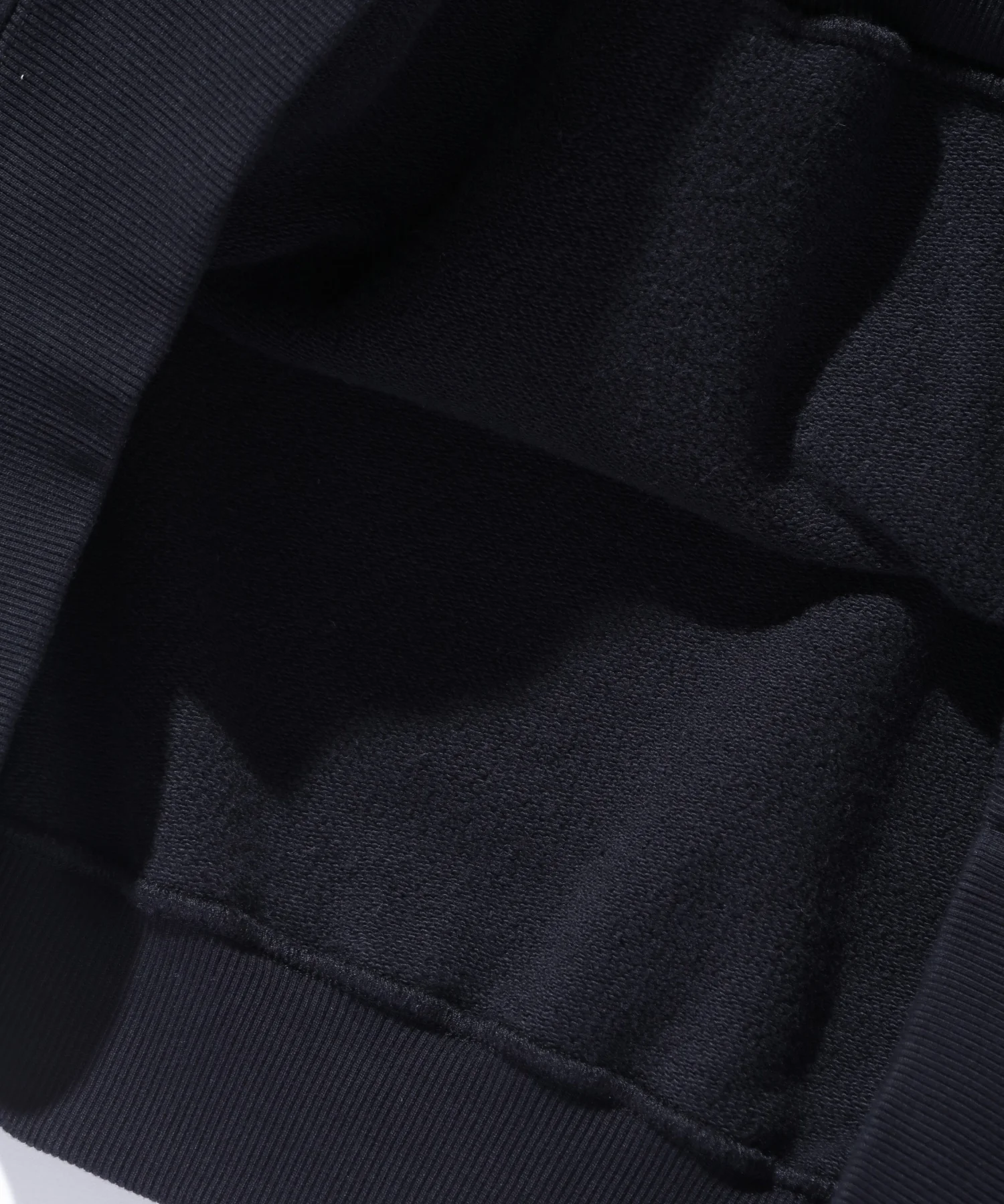 CLASSIC PULLOVER HOODED SWEATSHIRT - Image 16