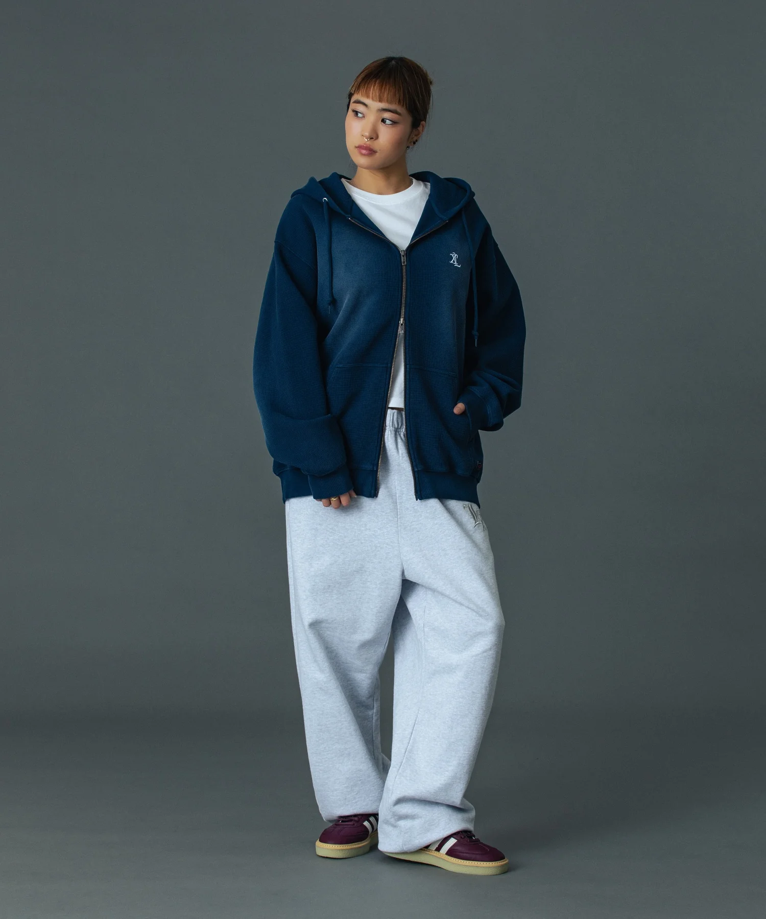 FADED WAFFLE ZIP UP HOODED SWEATSHIRT - Image 11