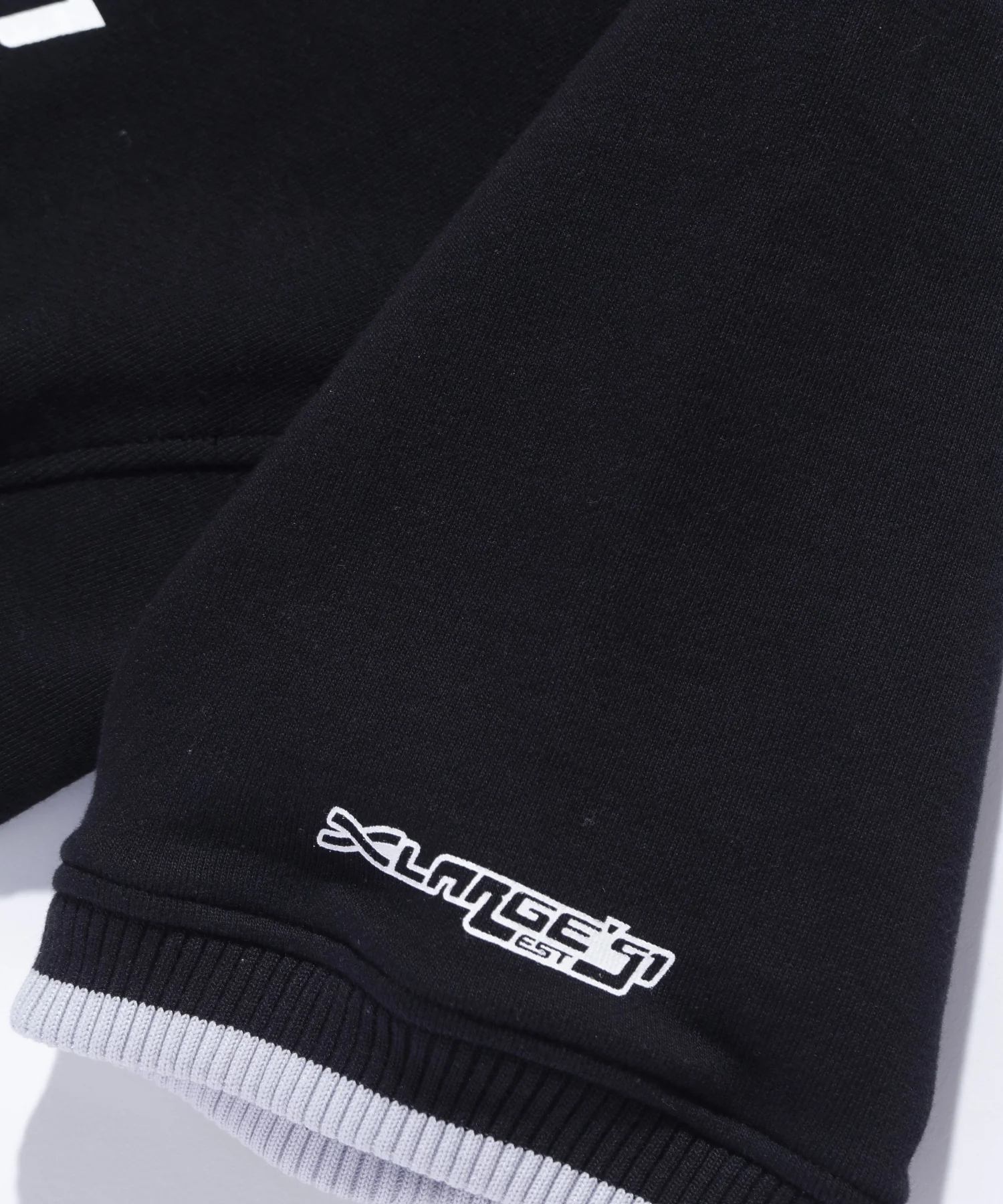 ZIP UP S/S SWEATSHIRT - Image 17