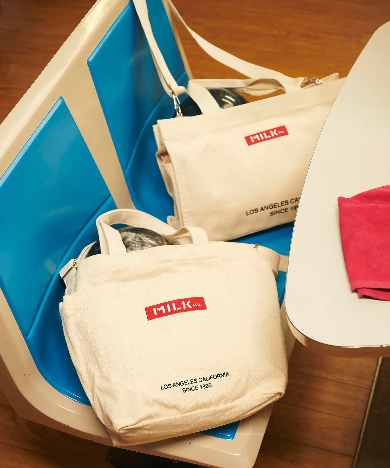 BAR AND UNDER LOGO BIG CANVAS BAG MILKFED. - Image 31