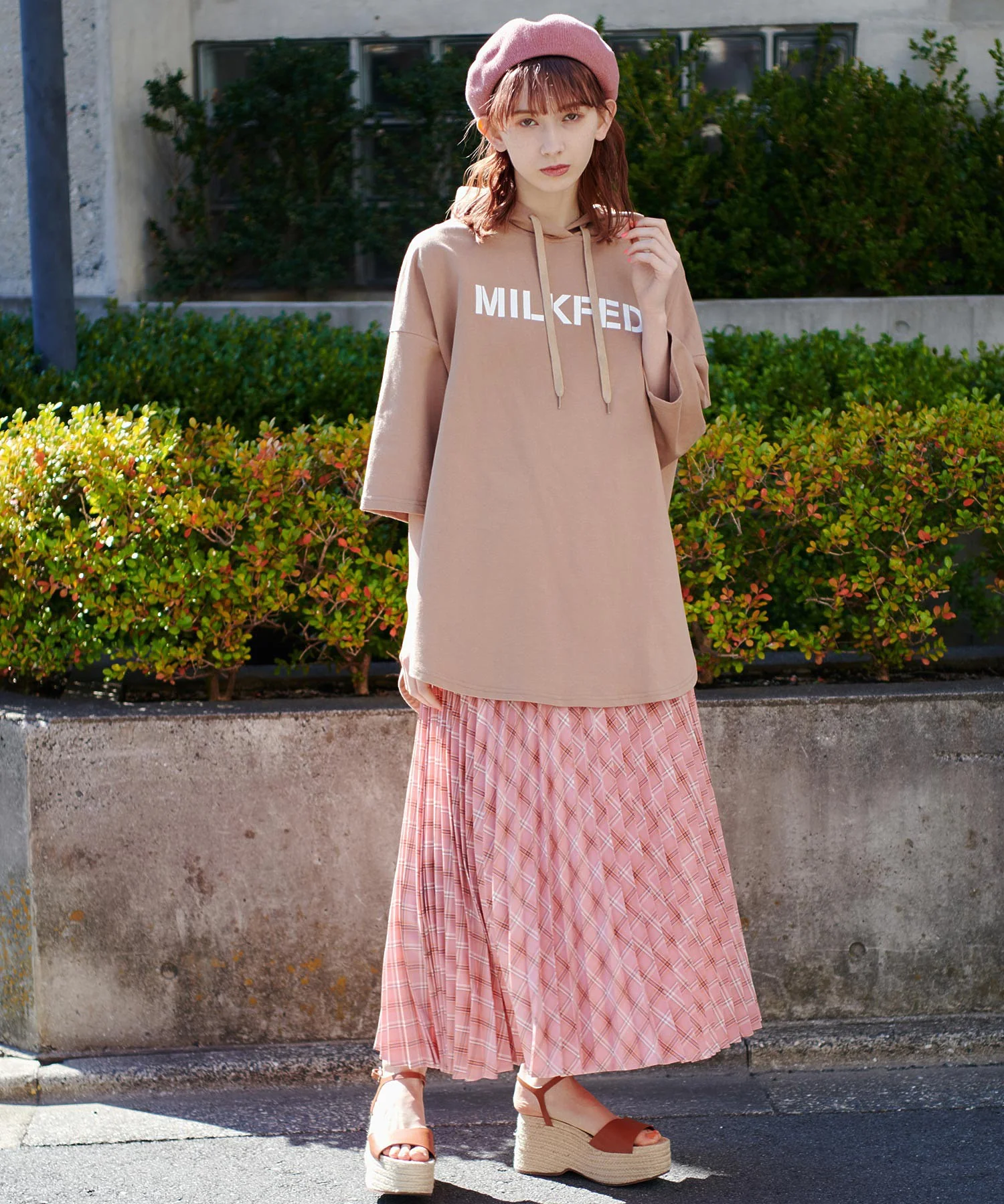 STENCIL ROUNDED HEM HOODIE MILKFED. - Image 41