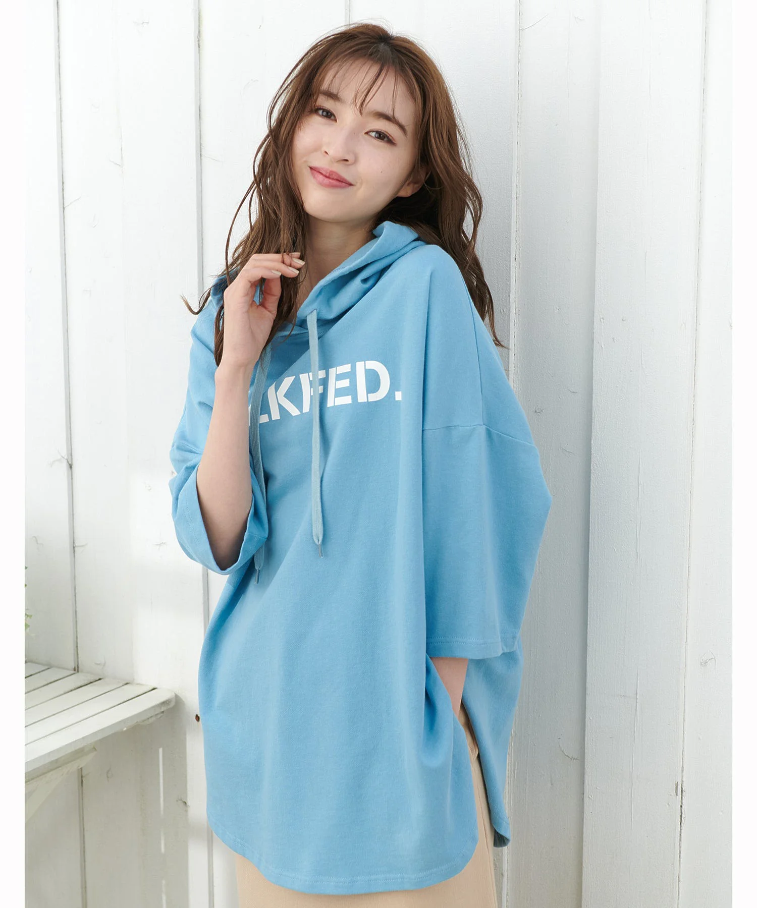 STENCIL ROUNDED HEM HOODIE MILKFED. - Image 9