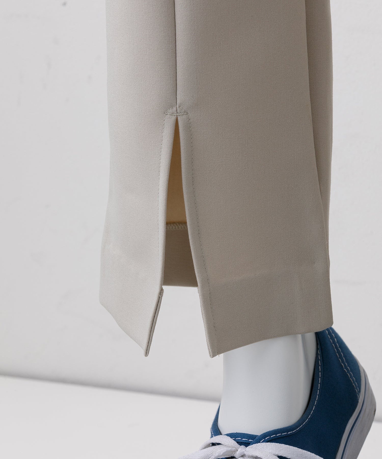 CENTER SLIT PANTS MILKFED. - Image 13