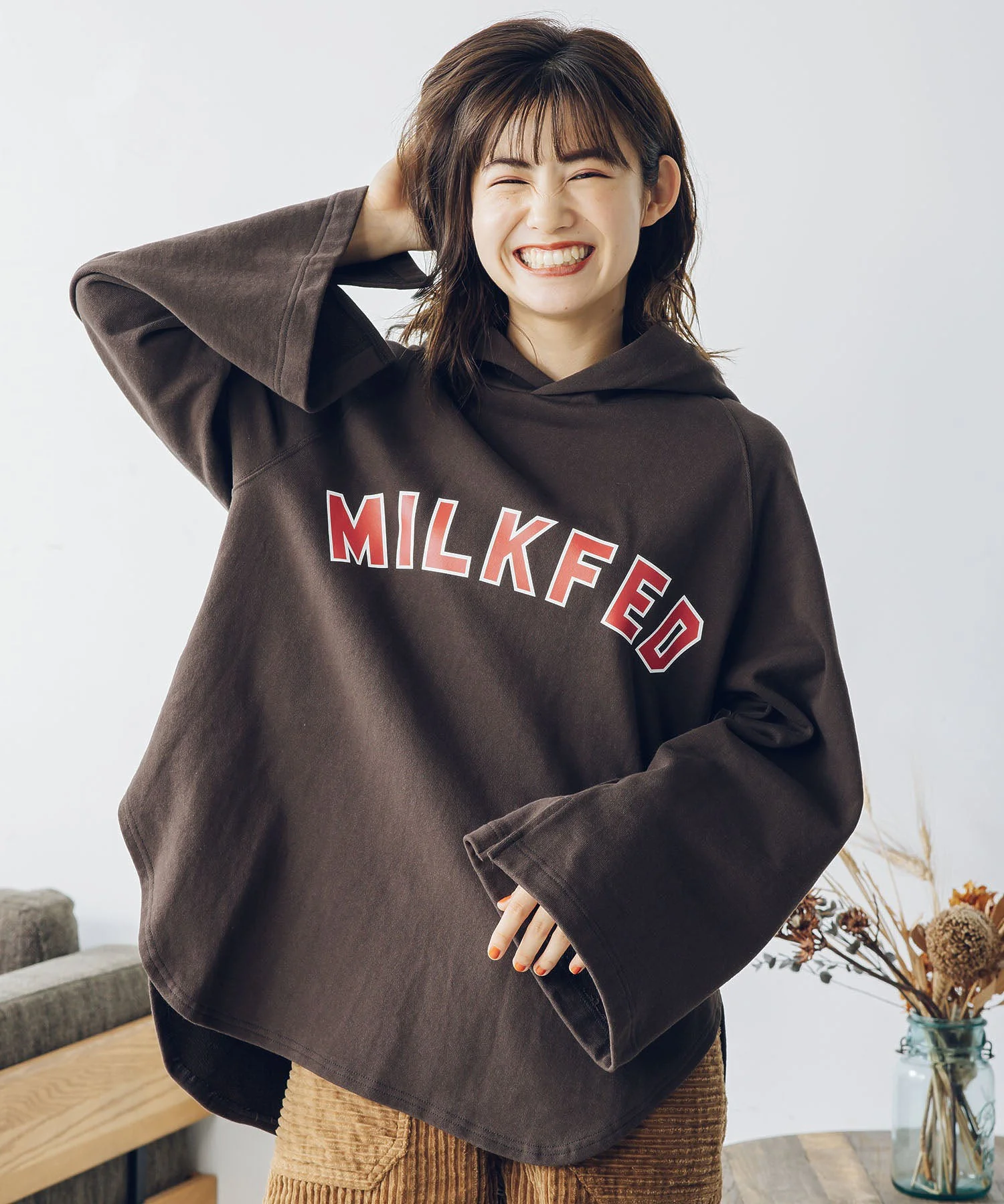 FLARE SLEEVE HOODIE MILKFED. - Image 4
