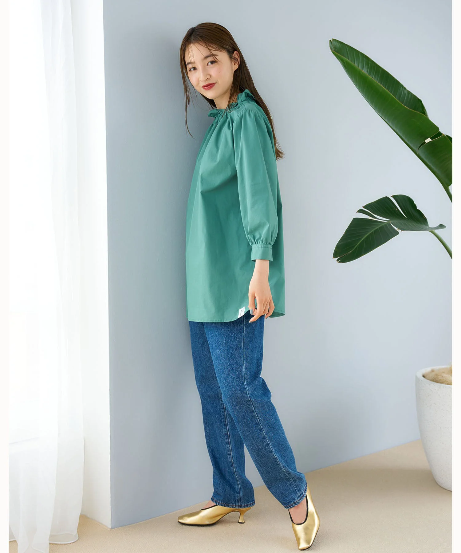 GATHERED NECK SMOCK BLOUSE MILKFED. - Image 15