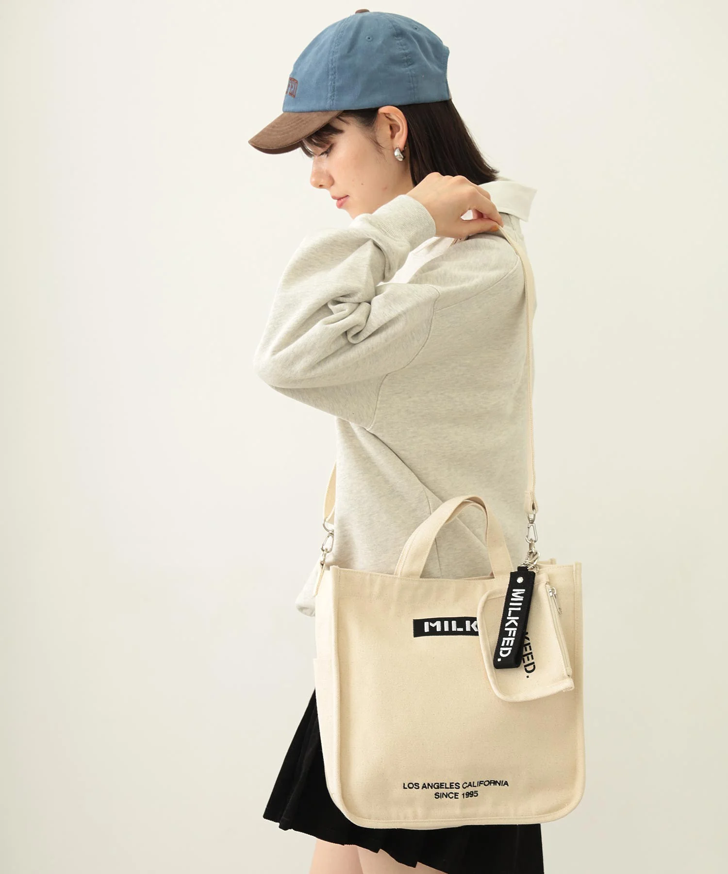 EMBROIDERED BAR SHOULDER BAG W/STRAP MILKFED. - Image 30