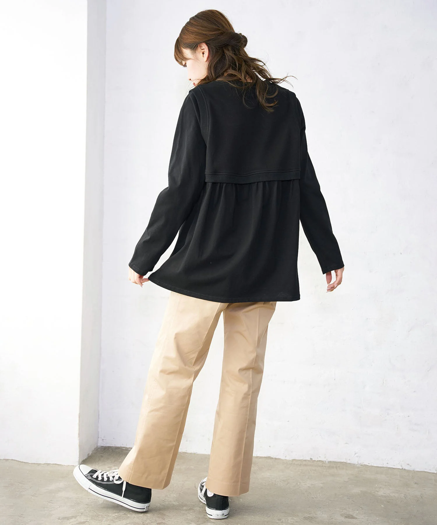 LAYERED GATHERED TOP MILKFED. - Image 24