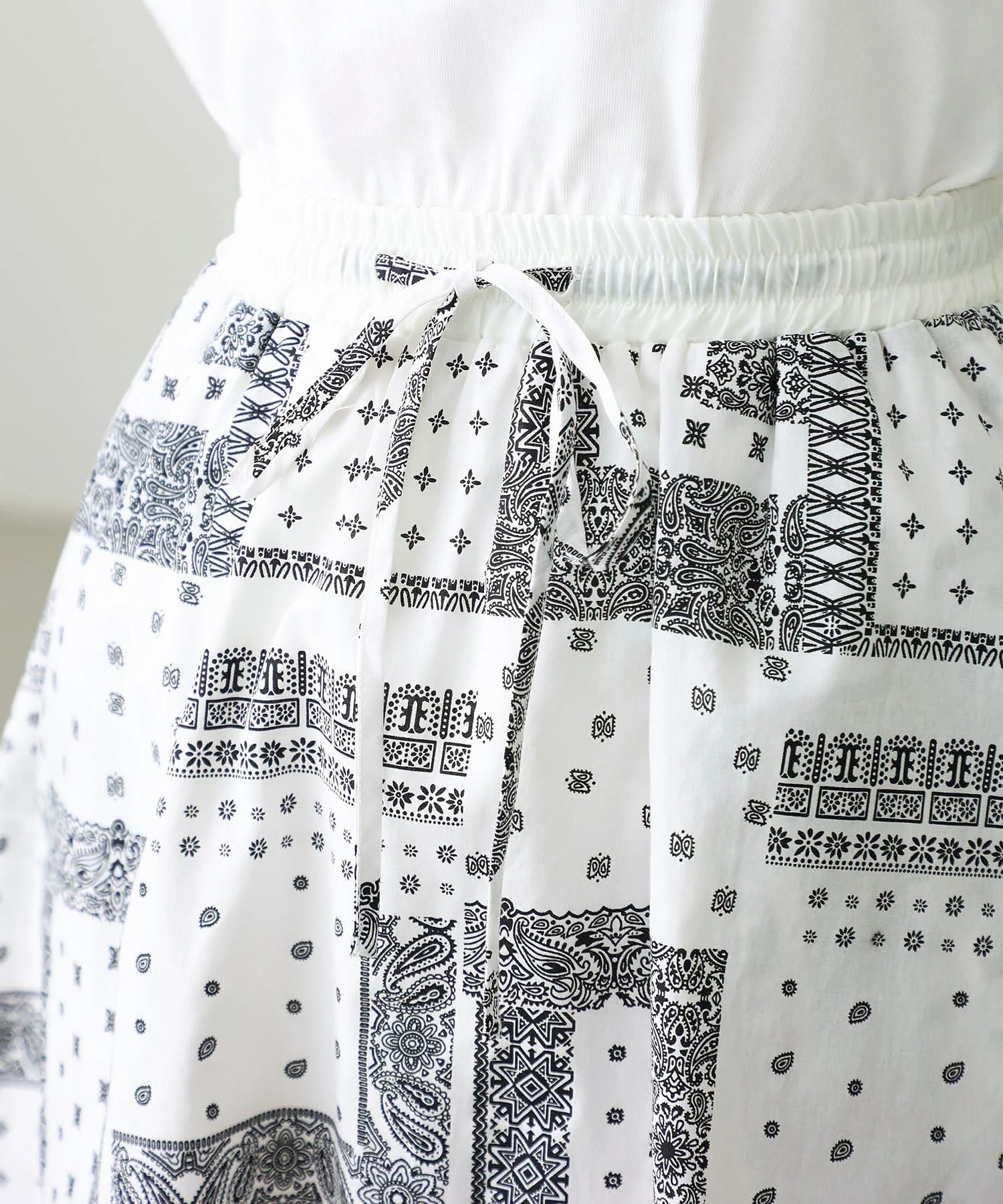 BANDANA PRINT SKIRT MILKFED. - Image 14
