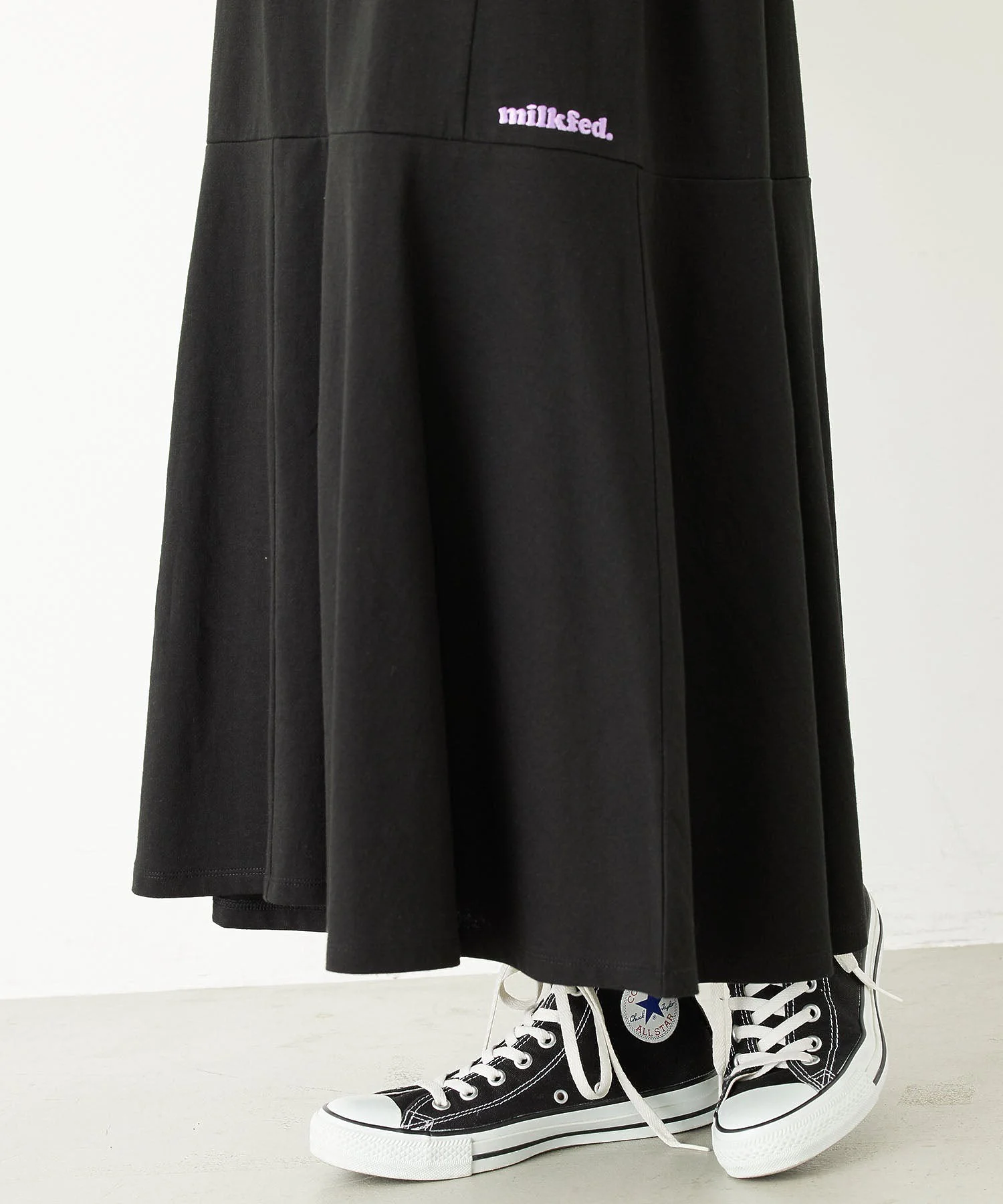 PUFF SLEEVE GATHERED DRESS MILKFED. - Image 12