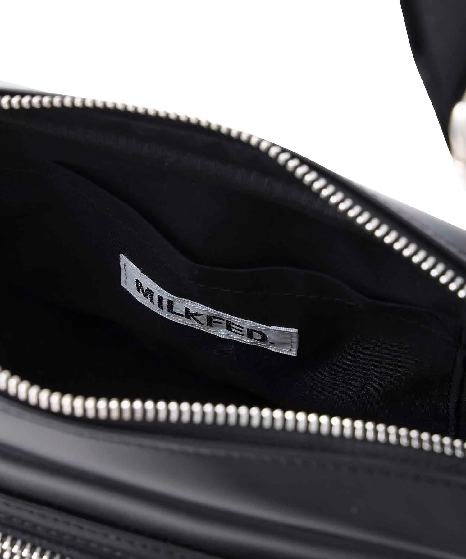 LOGO BASIC SHOULDER BAG MILKFED. - Image 22