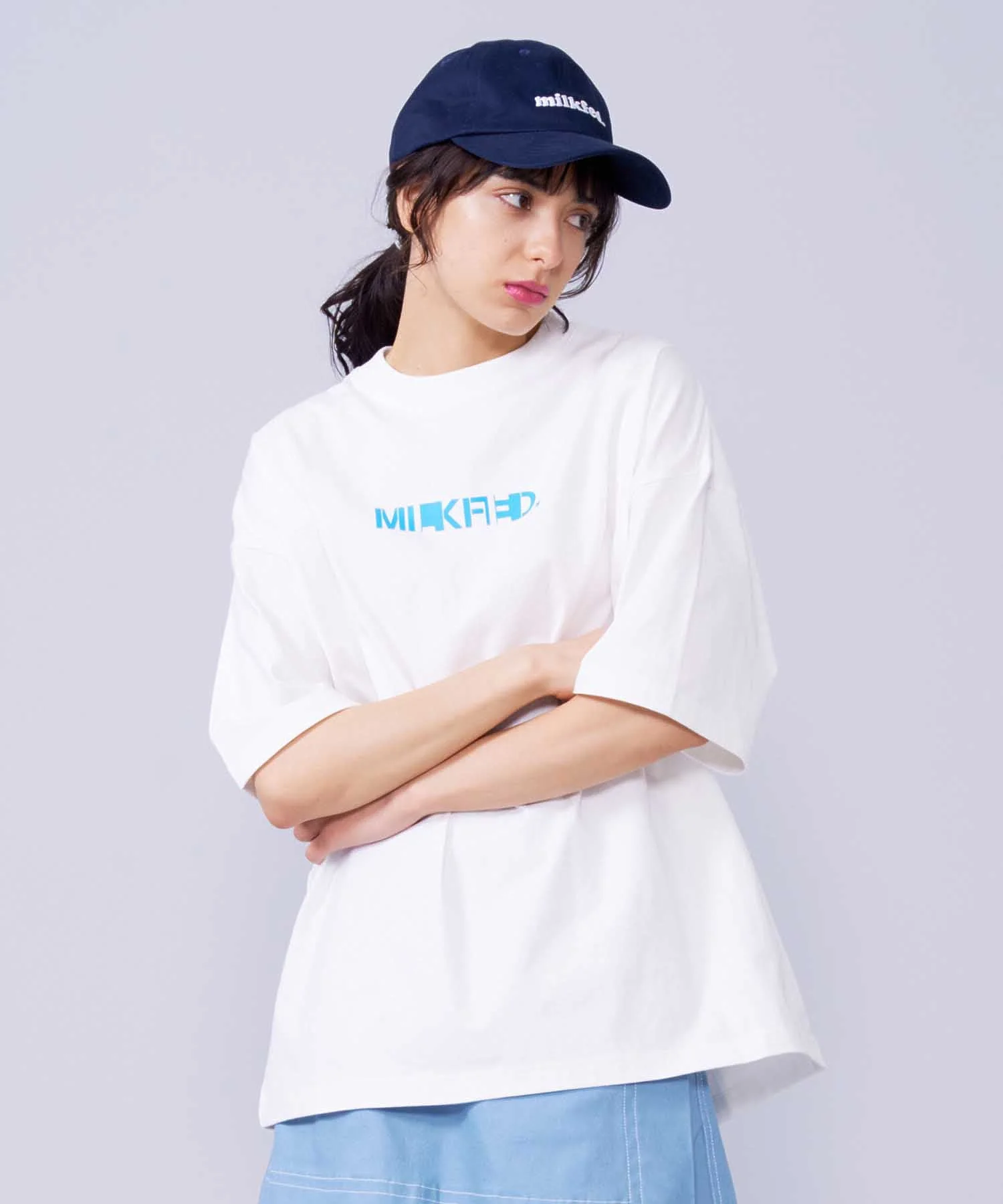 HIDING LOGO WIDE S/S TEE MILKFED. - Image 6