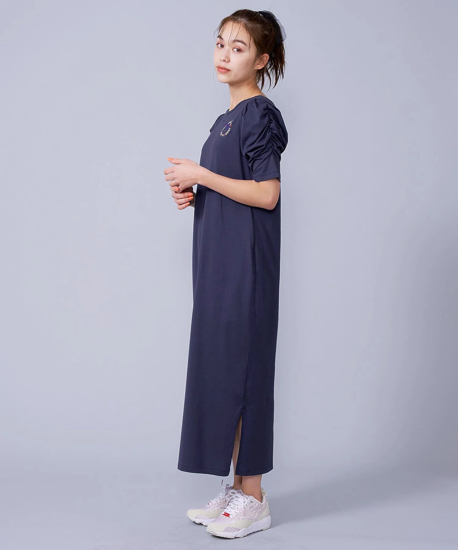 GATHERED SLEEVE DRESS MILKFED. - Image 2