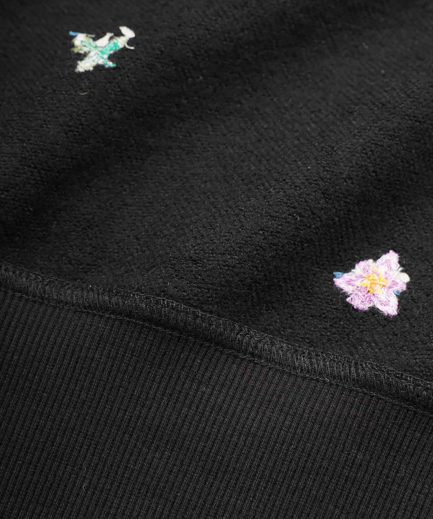 EMBROIDERED FLOWER CREWNECK SWEATSHIRT MILKFED. - Image 9