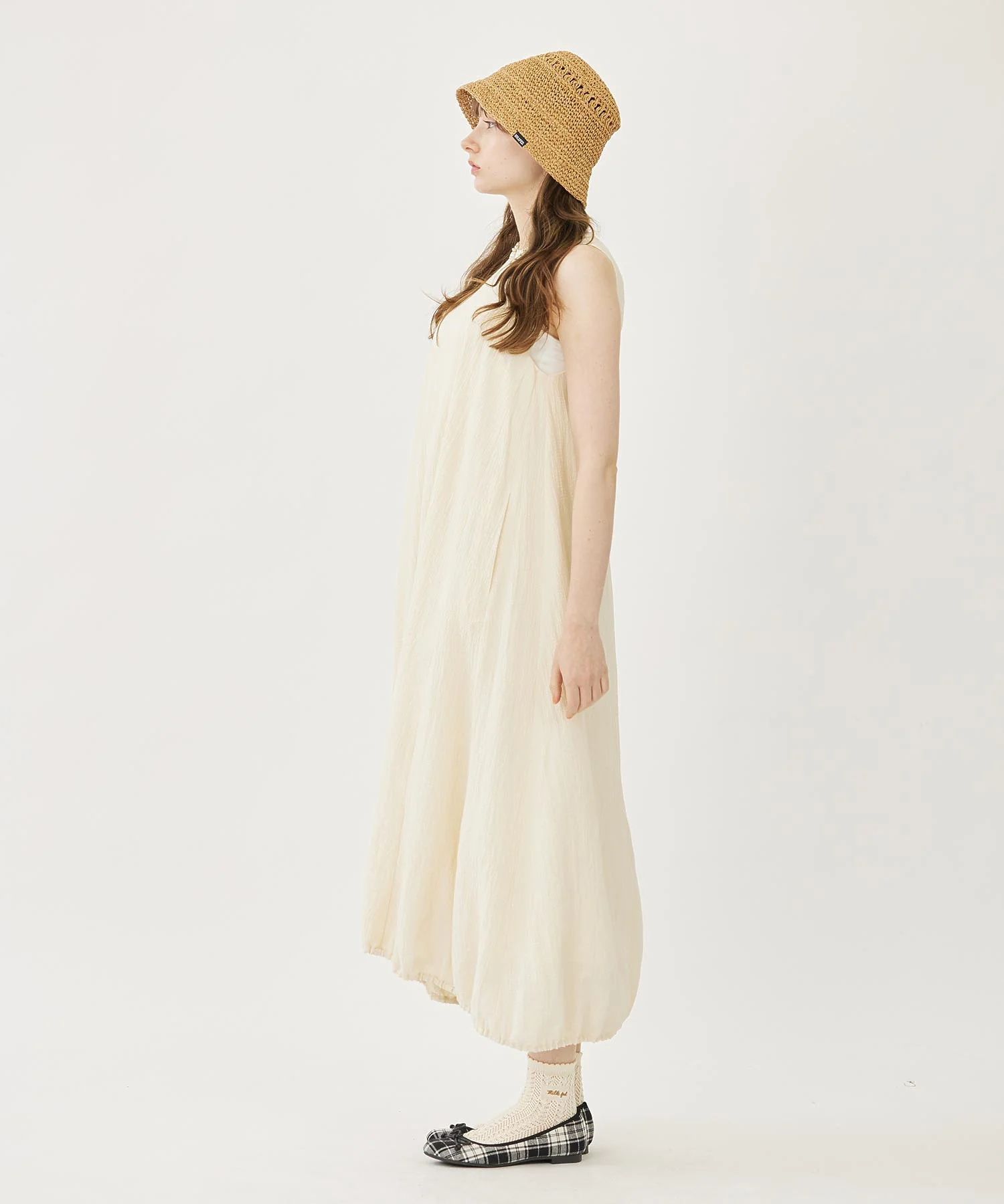 BACK OPEN FLARE DRESS - Image 5