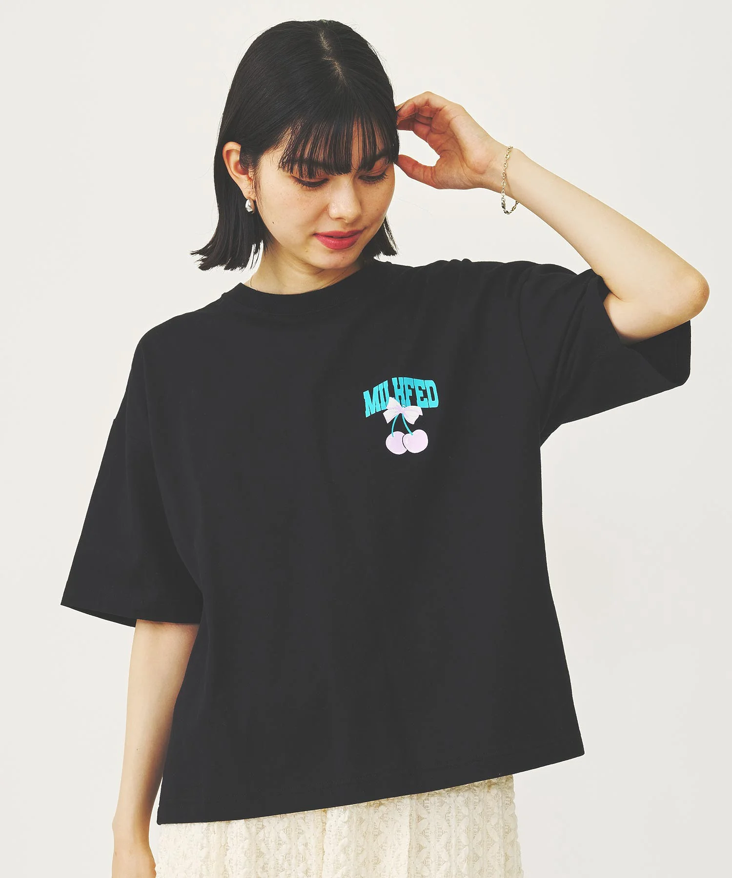 RIBBON AND CHERRY WIDE S/S TEE - Image 16
