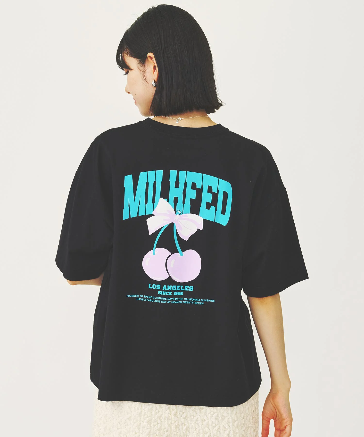 RIBBON AND CHERRY WIDE S/S TEE - Image 18