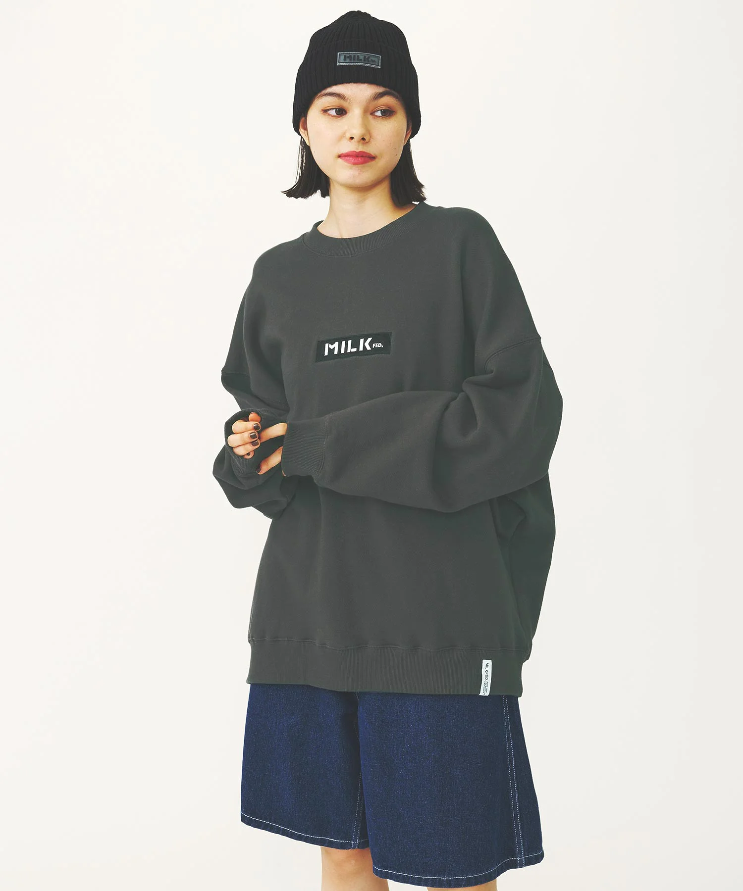 BAR LOGO BASIC SWEAT TOP - Image 12