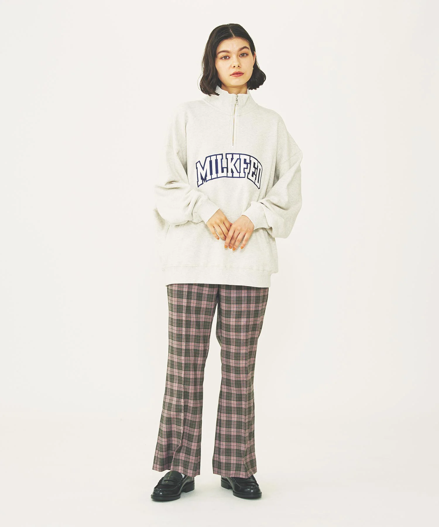 COLLEGE LOGO HALF ZIP TOP - Image 33