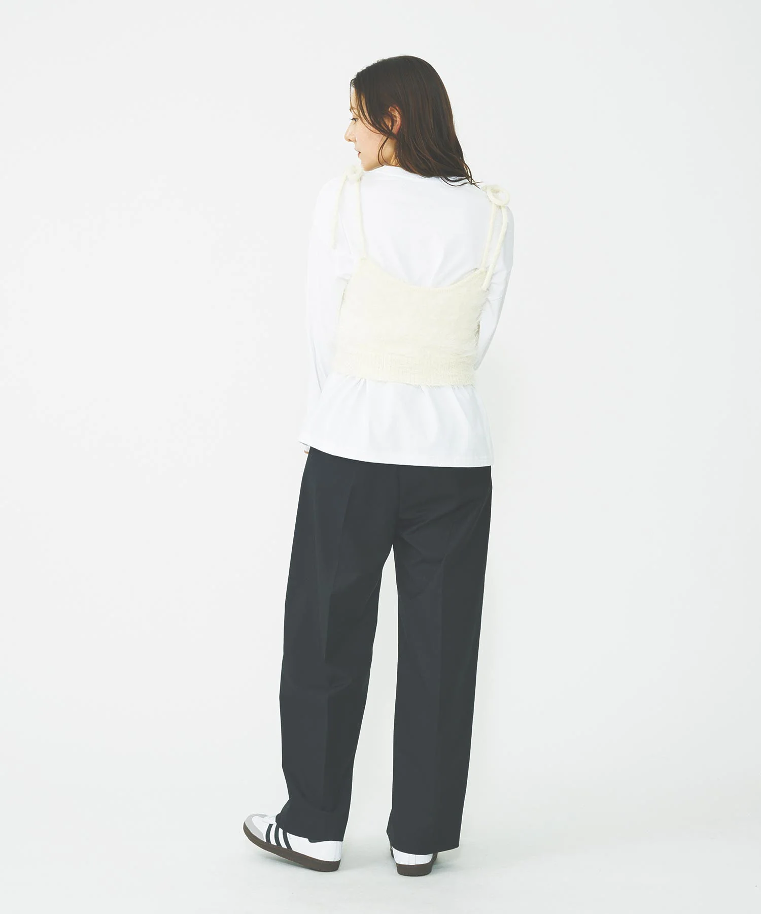SHAGGY NECK RIBBON CAMISOLE - Image 18