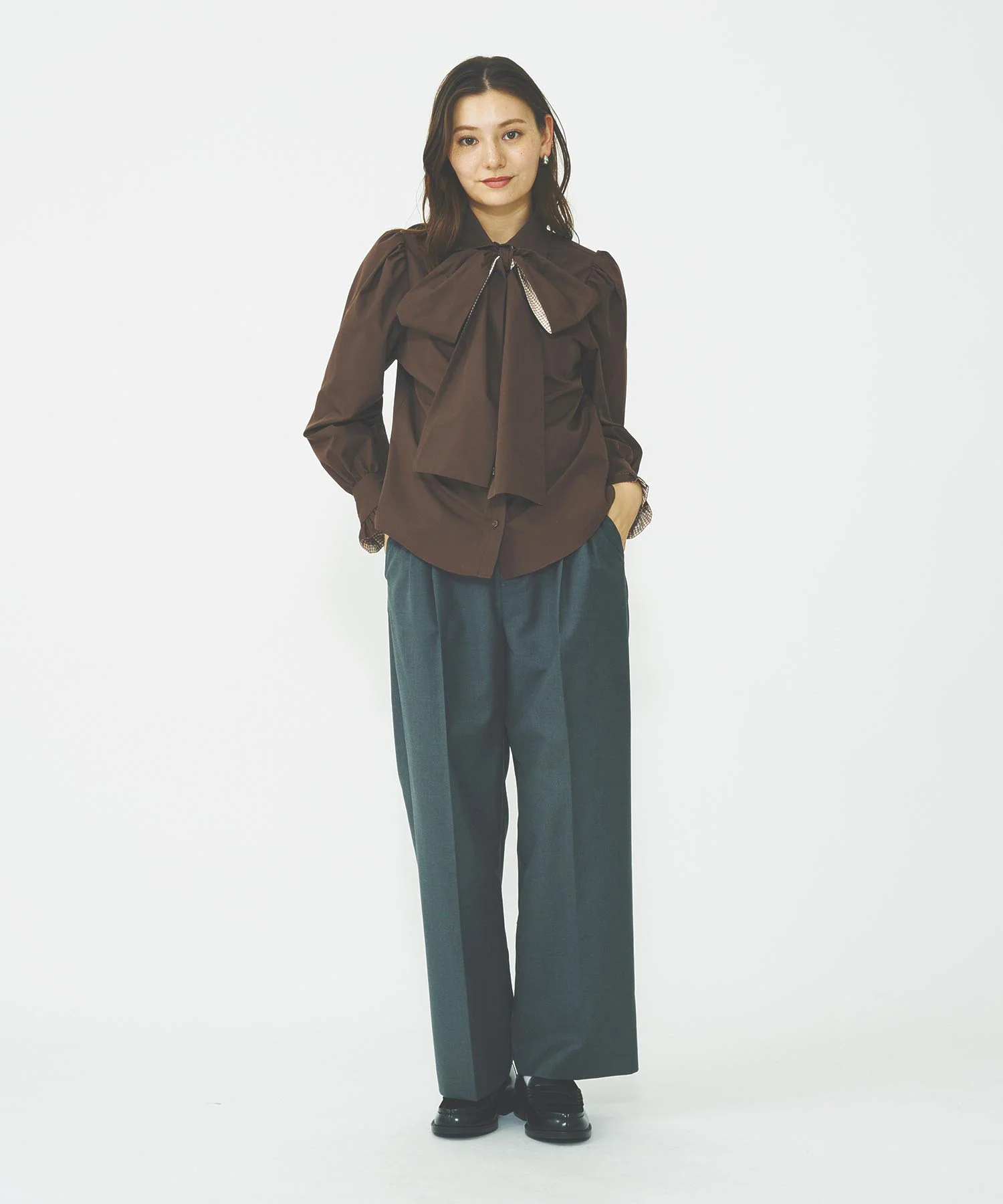 BOW TIE COLLAR SHIRT - Image 16