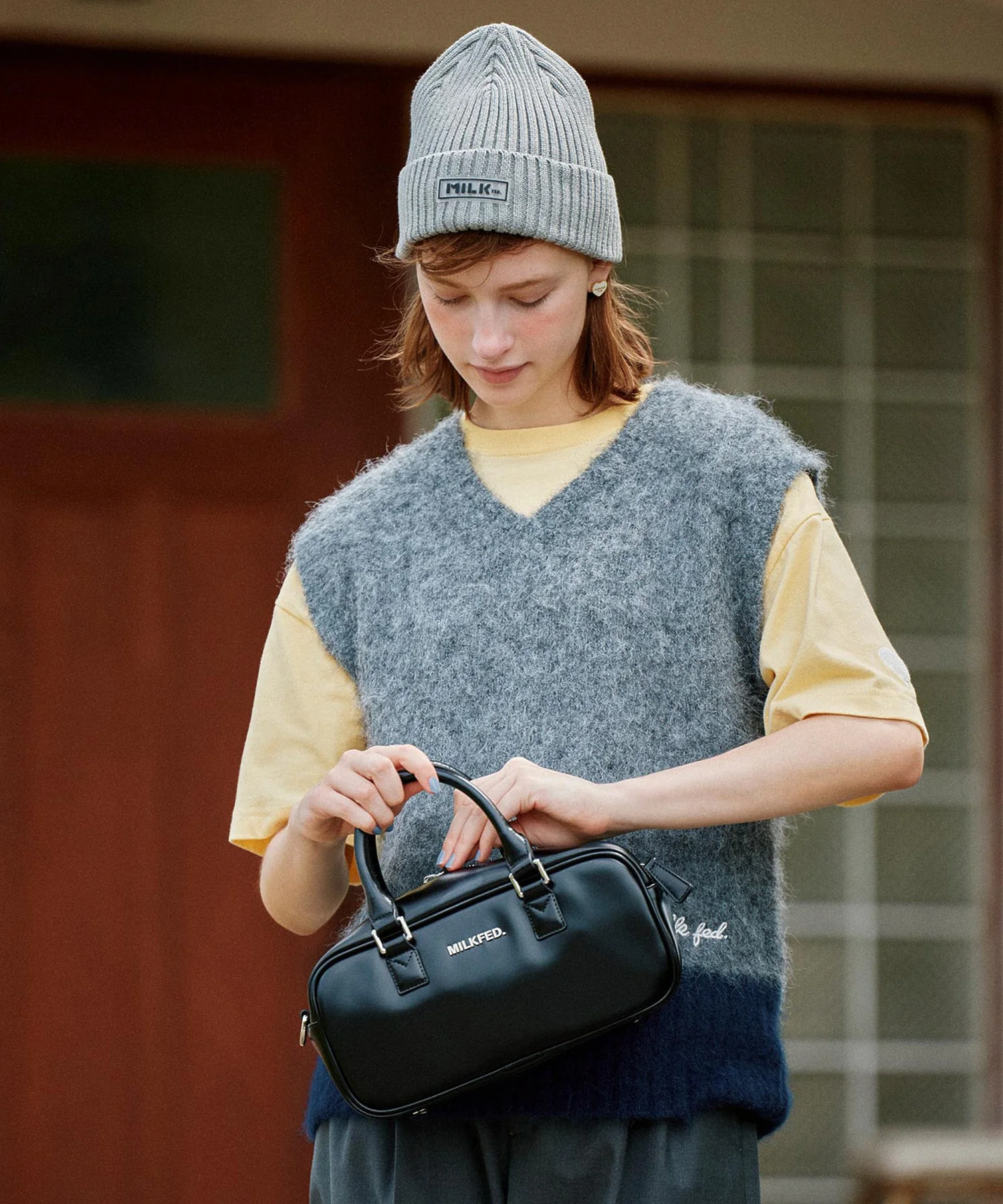 SHAGGY KNIT VEST - Image 4