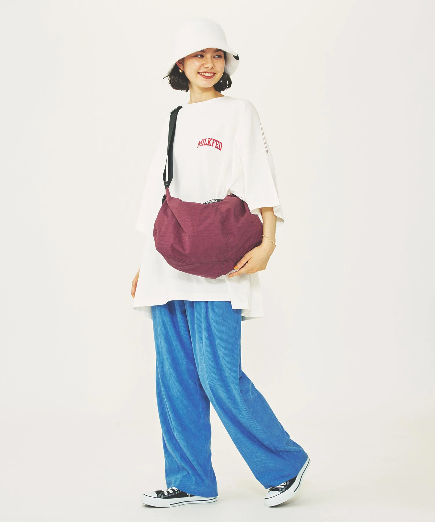HALF MOON SHOULDER BAG - Image 10