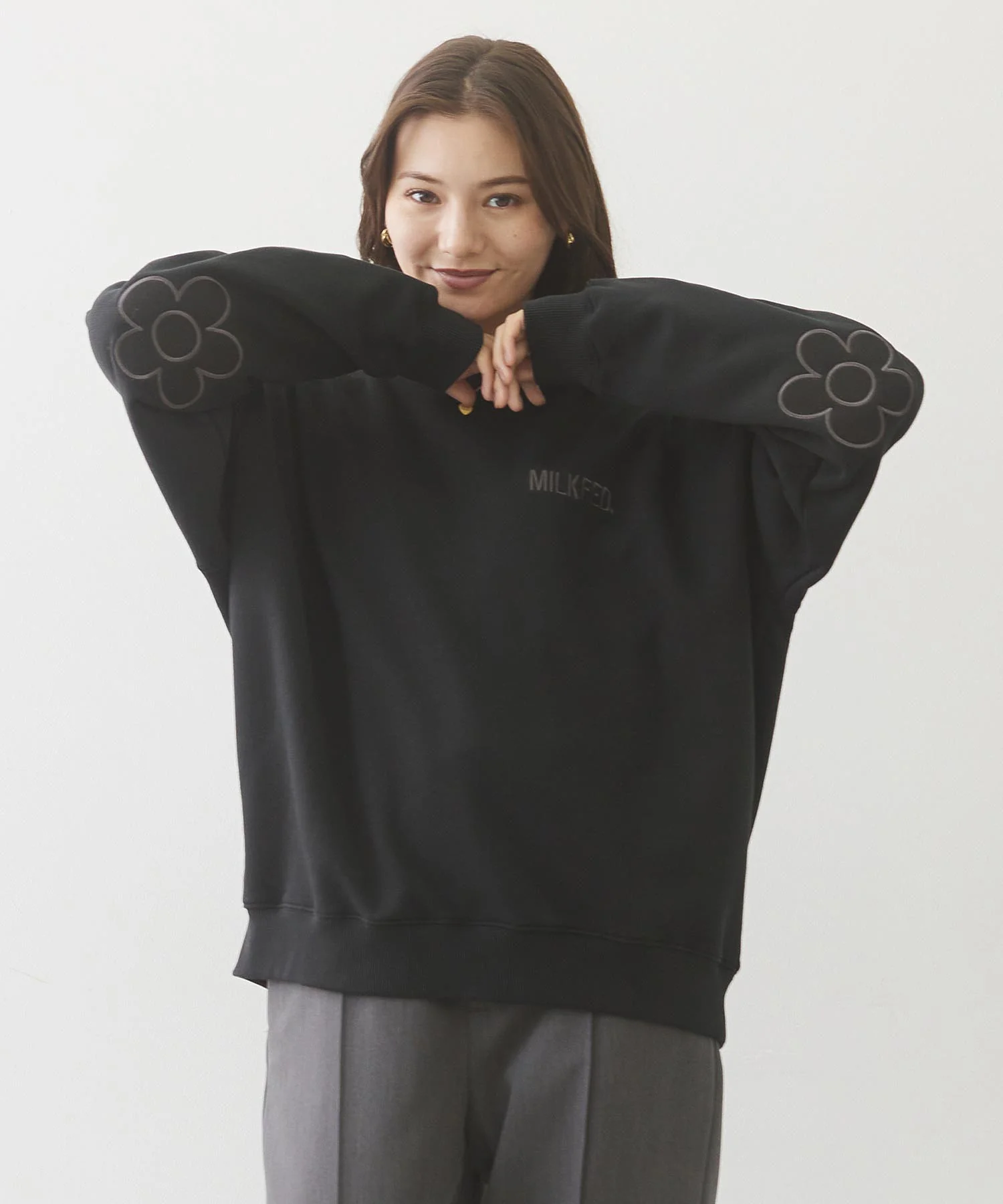 FLOWER PATCHED ELBOW SWEAT TOP - Image 4