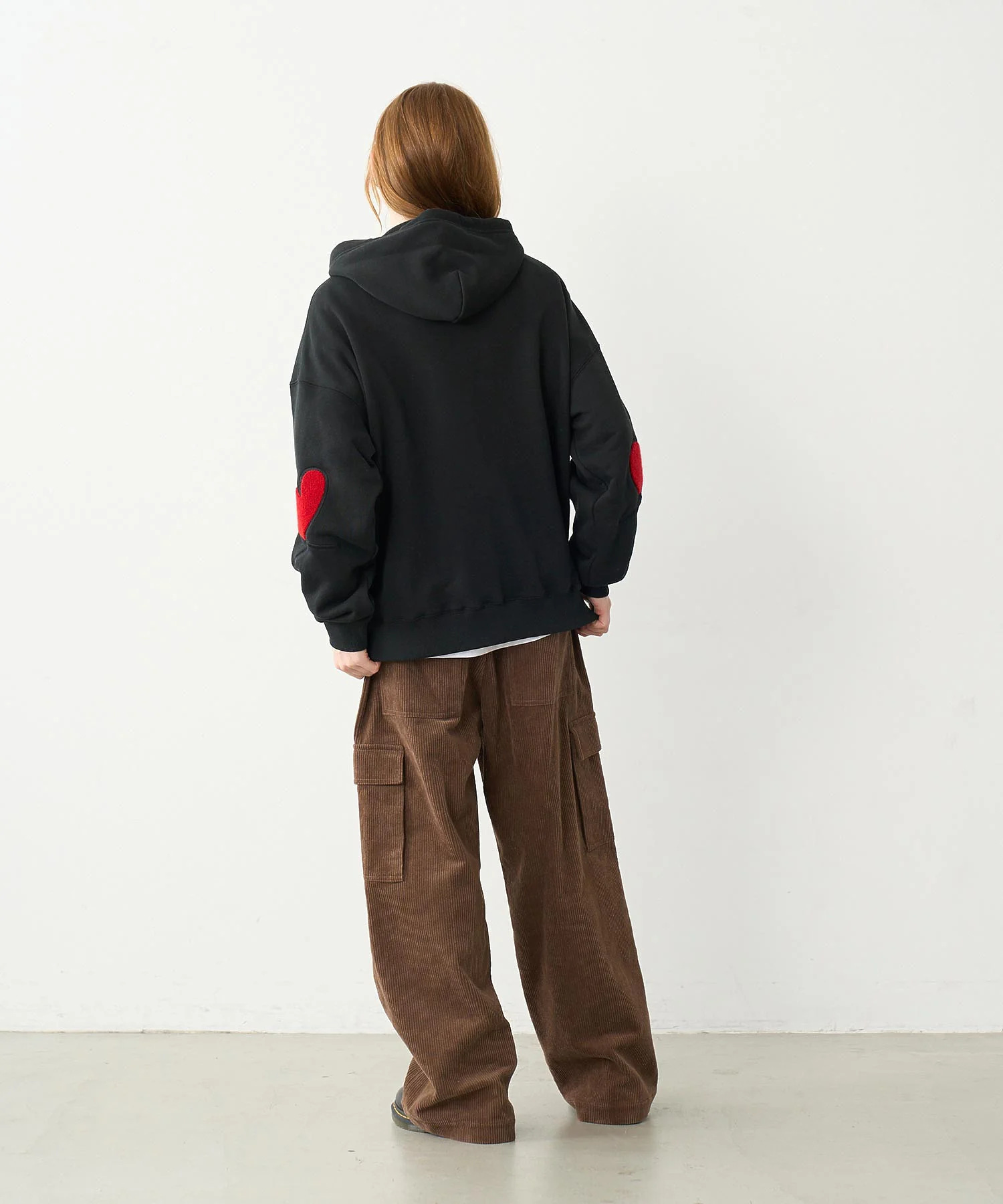 LOVE HEART ELBOW SWEAT HOODIE - Image 32
