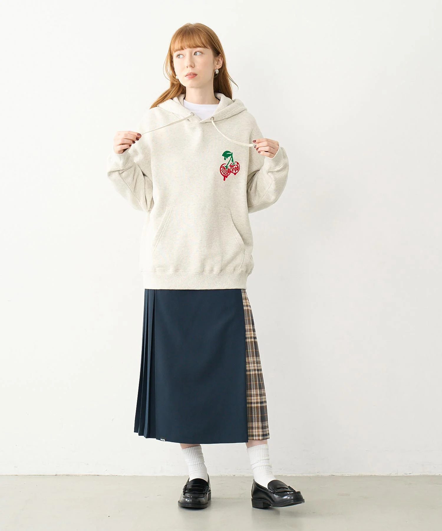 MELTY CHERRY SWEAT HOODIE - Image 20