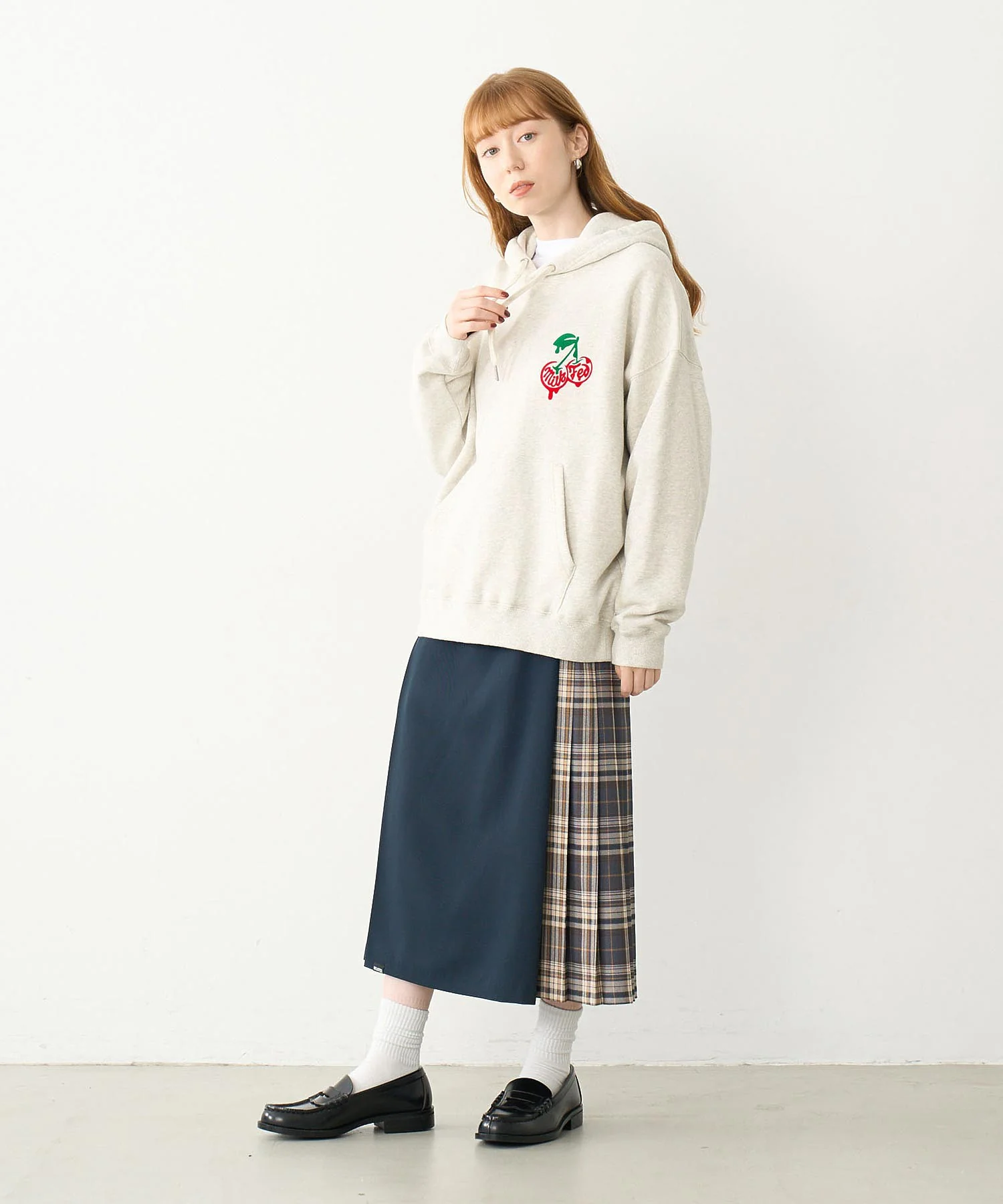 MELTY CHERRY SWEAT HOODIE - Image 21