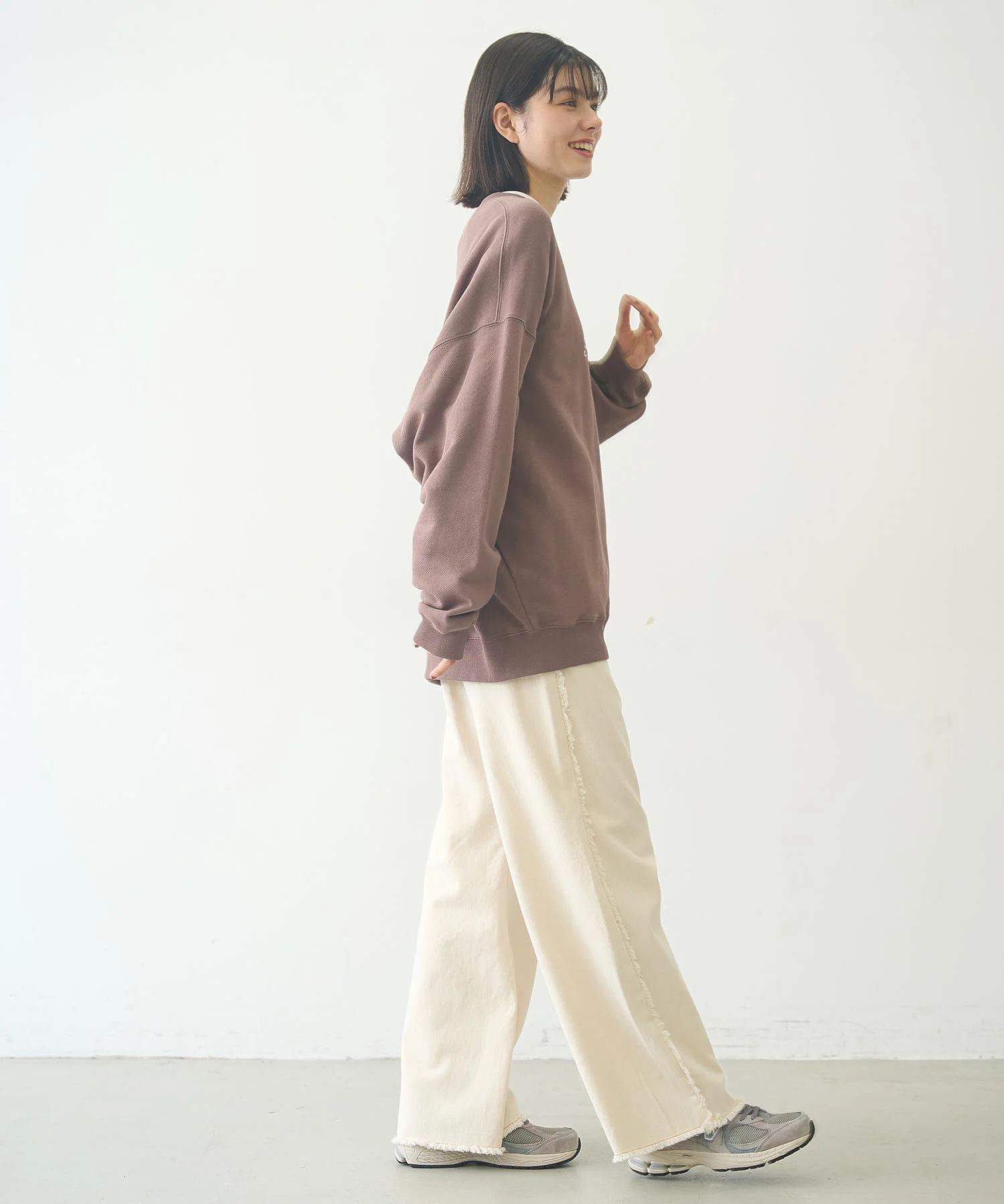 HEAVEN TWENTY SEVEN SWEAT TOP - Image 17