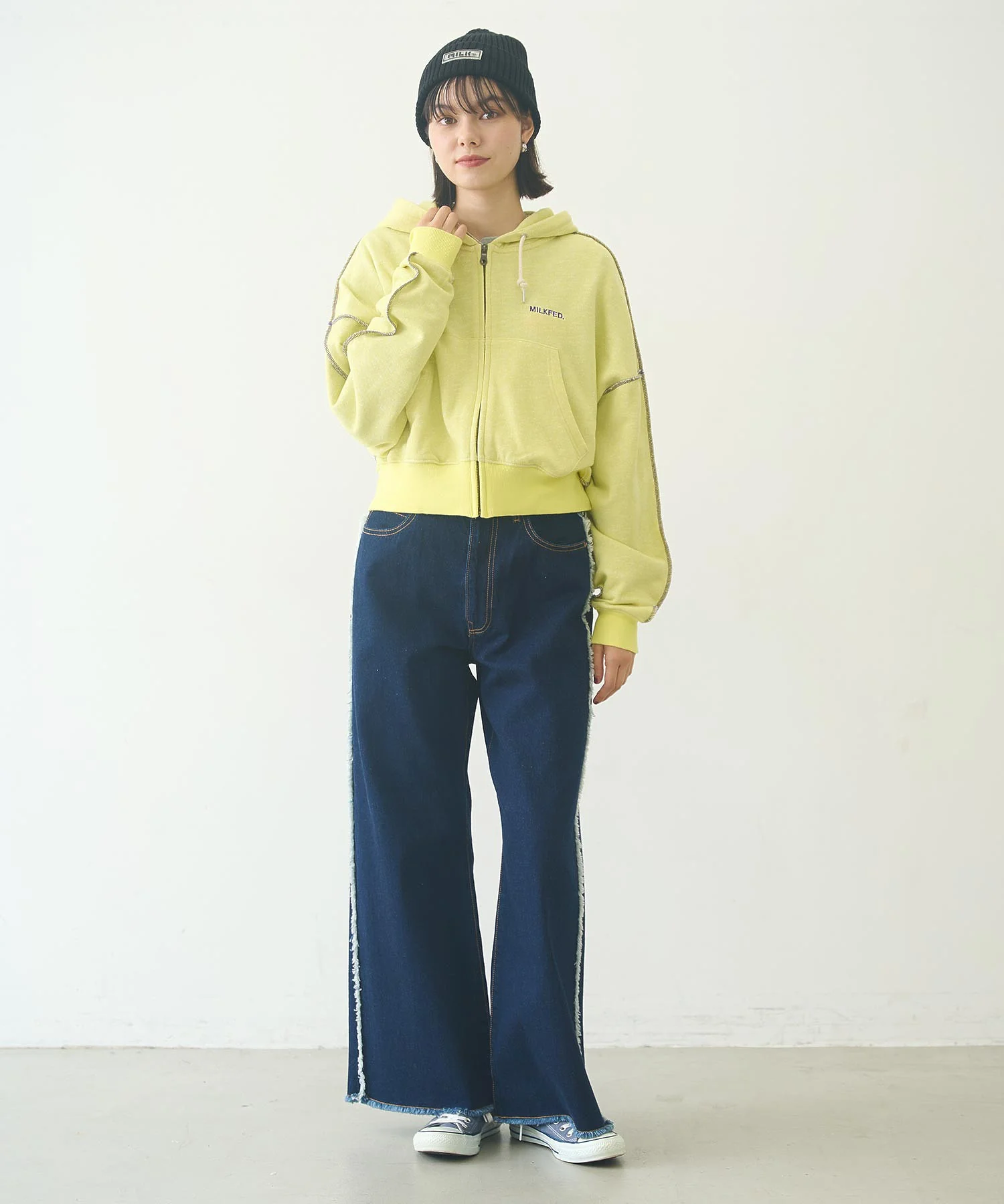OVERLOCK STICHED ZIP UP HOODIE - Image 33