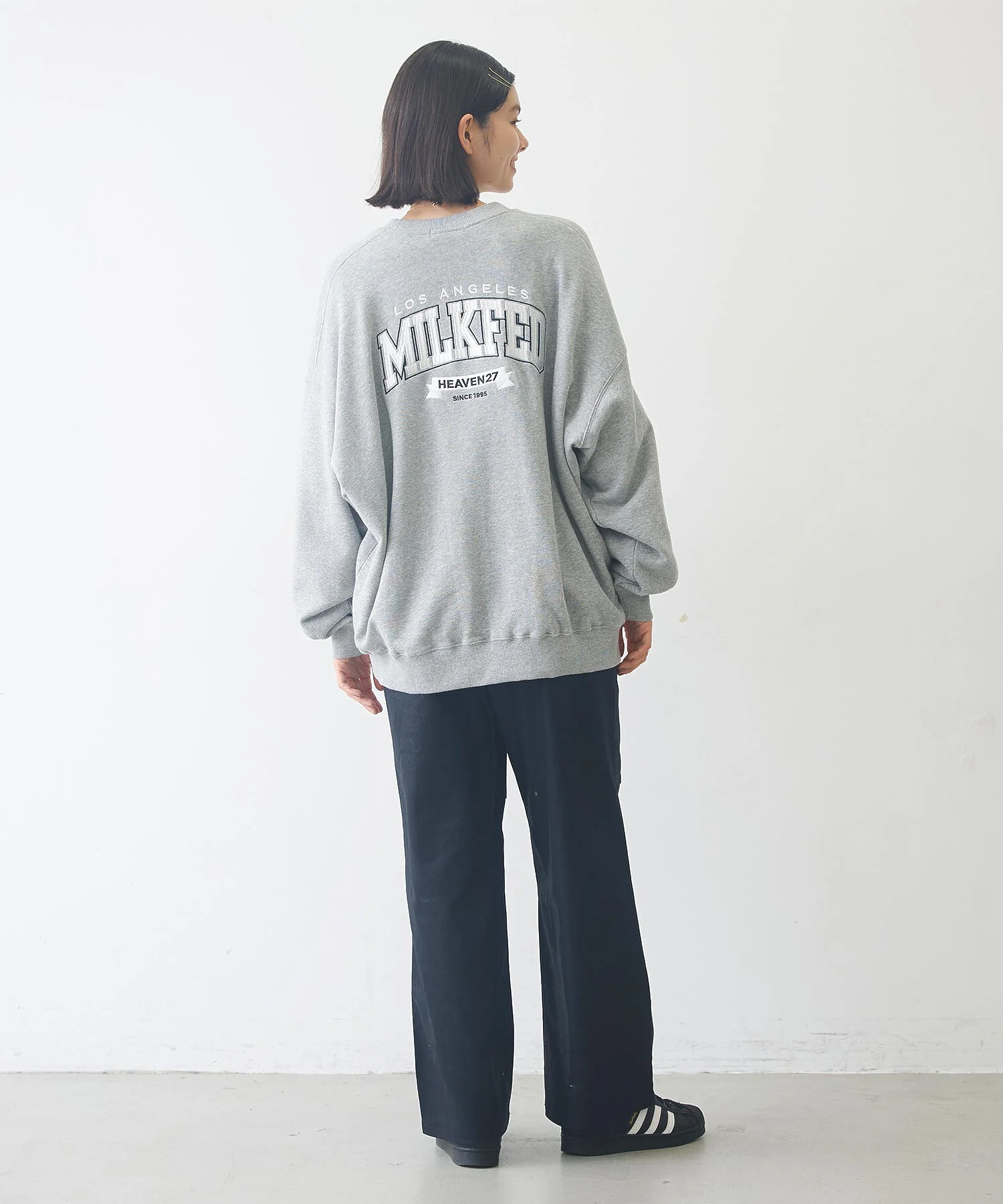 COLLEGE LOGO SWEAT TOP - Image 32