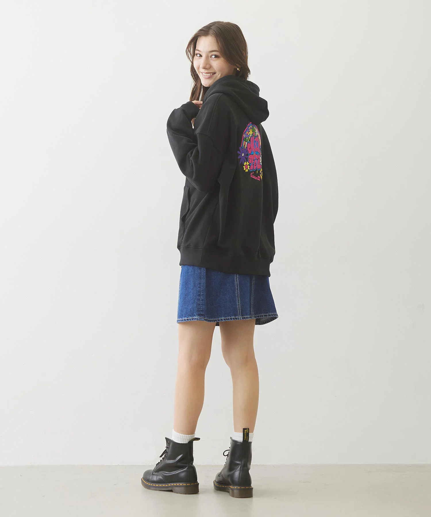 EMBROIDERD 70s LOGO SWEAT HOODIE - Image 14