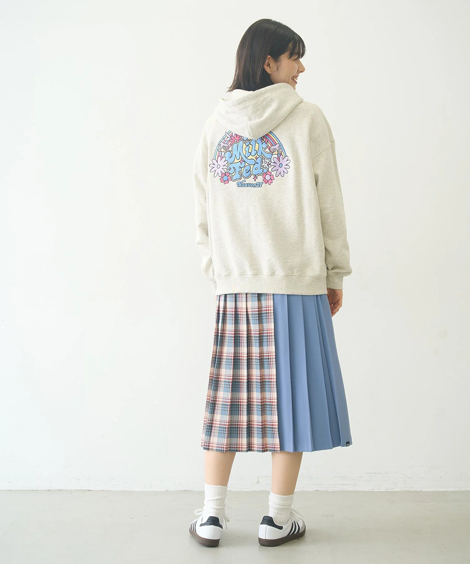 EMBROIDERD 70s LOGO SWEAT HOODIE - Image 32