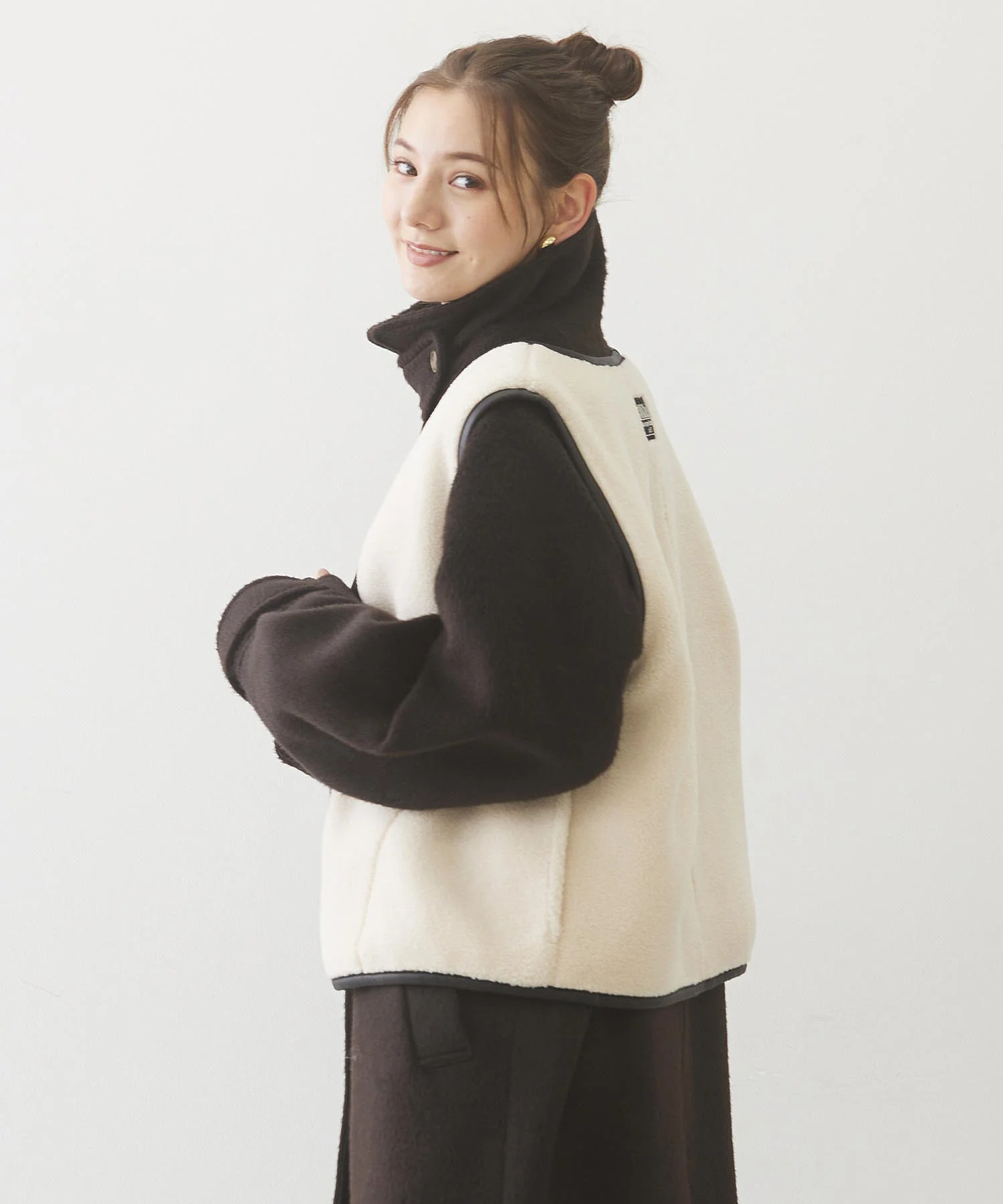 PIPING BOA VEST - Image 27