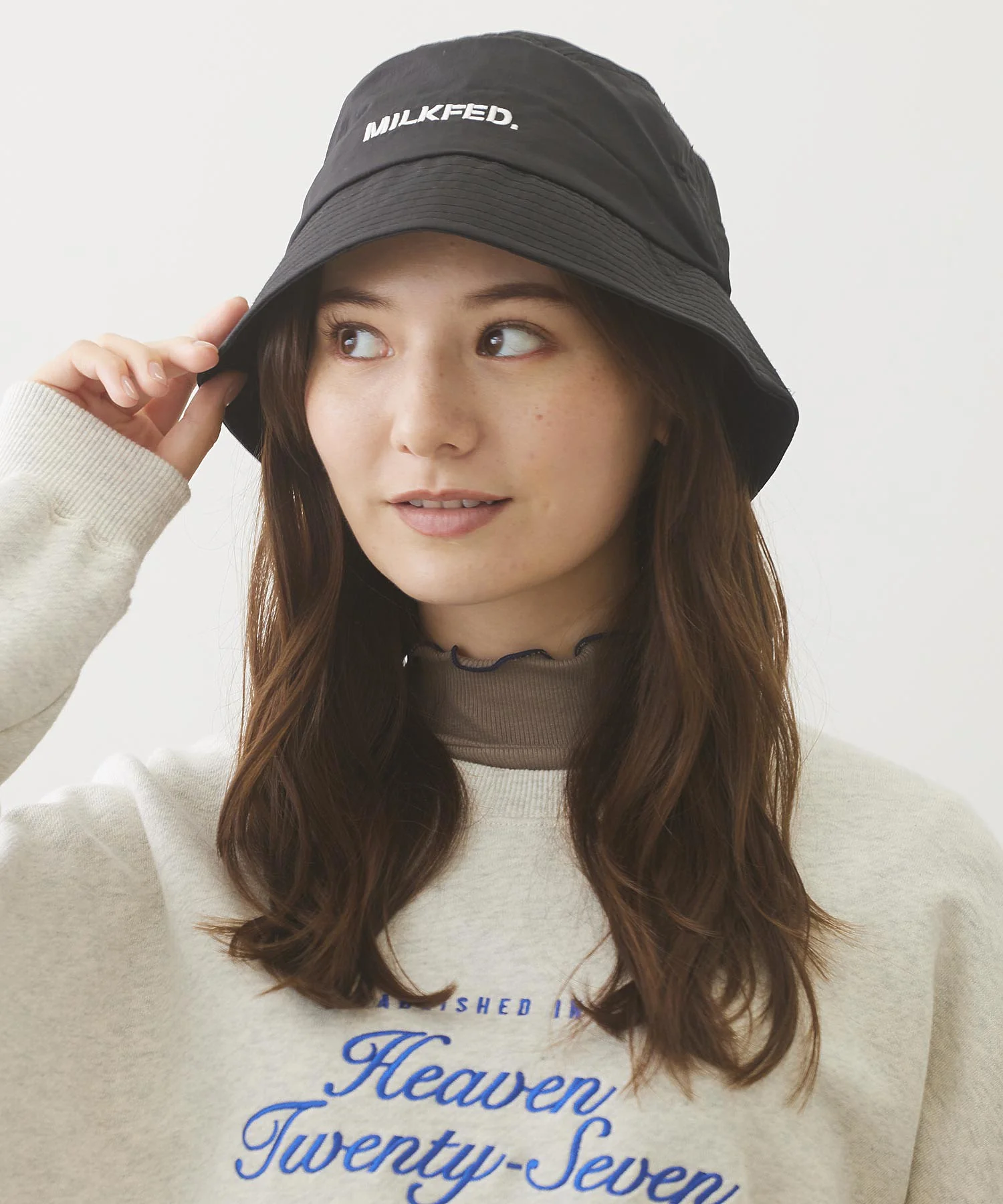 STENCIL LOGO BUCKET HAT - Image 15