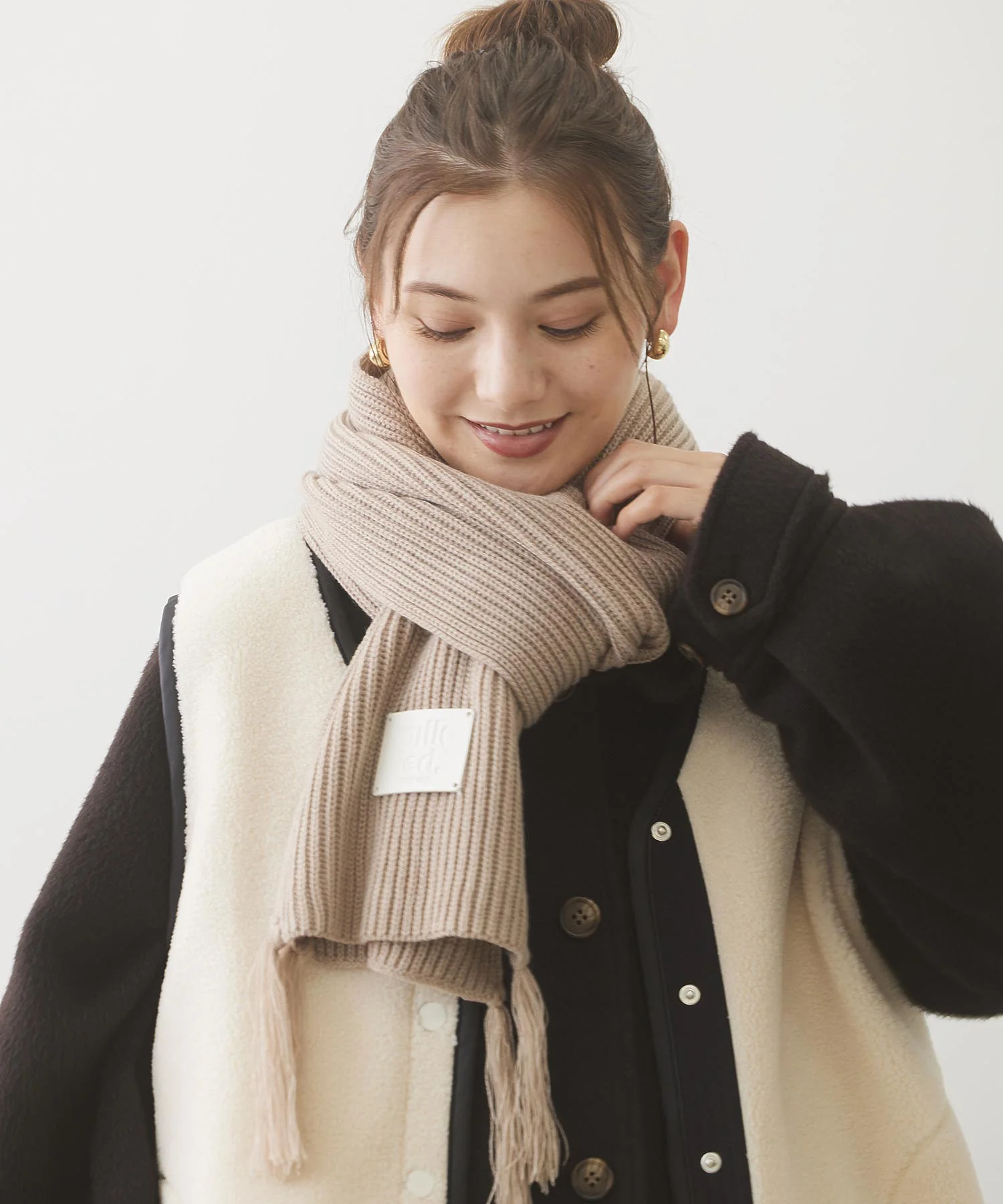 LOGO PATCH RIB SCARF - Image 9