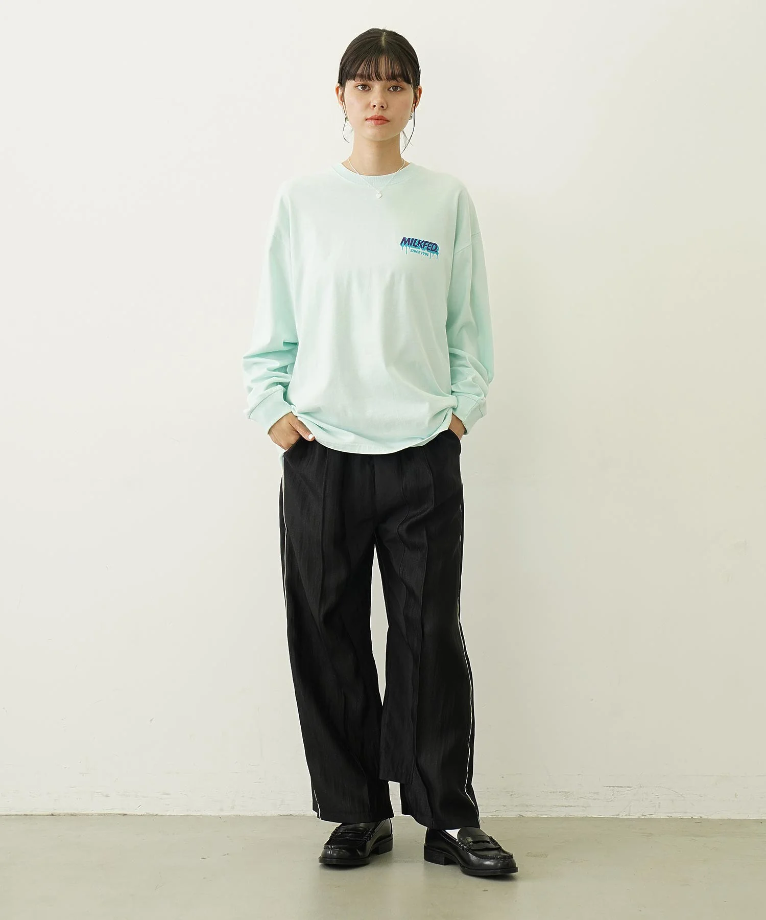 GLITTER MELT LOGO WIDE L/S TEE - Image 10