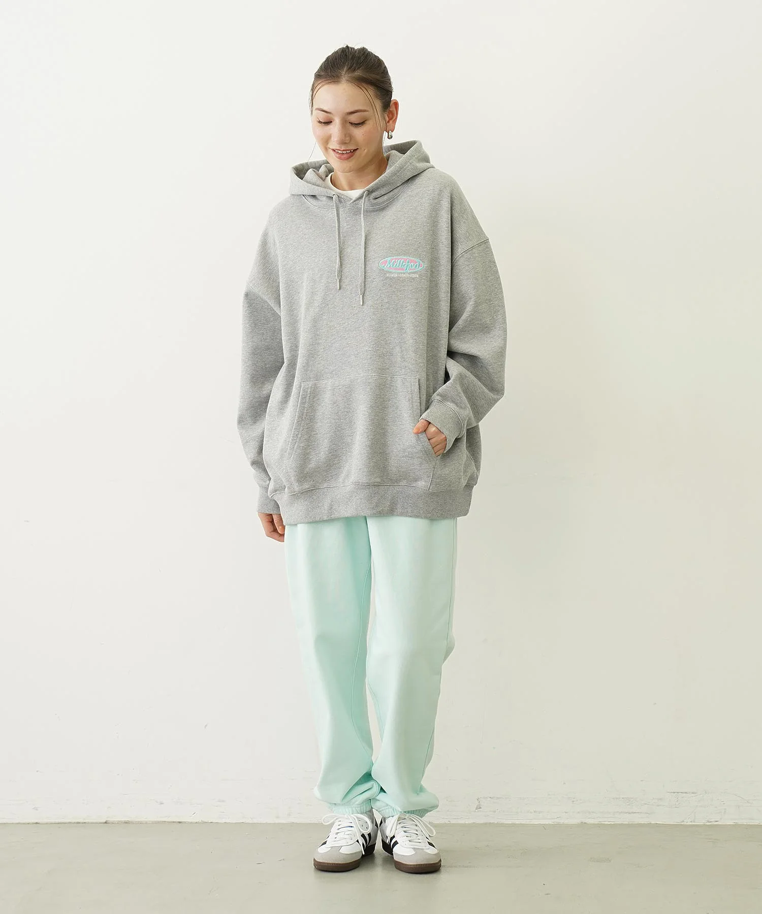 OVAL LOGO EMBROIDERY SWEAT HOODIE - Image 24