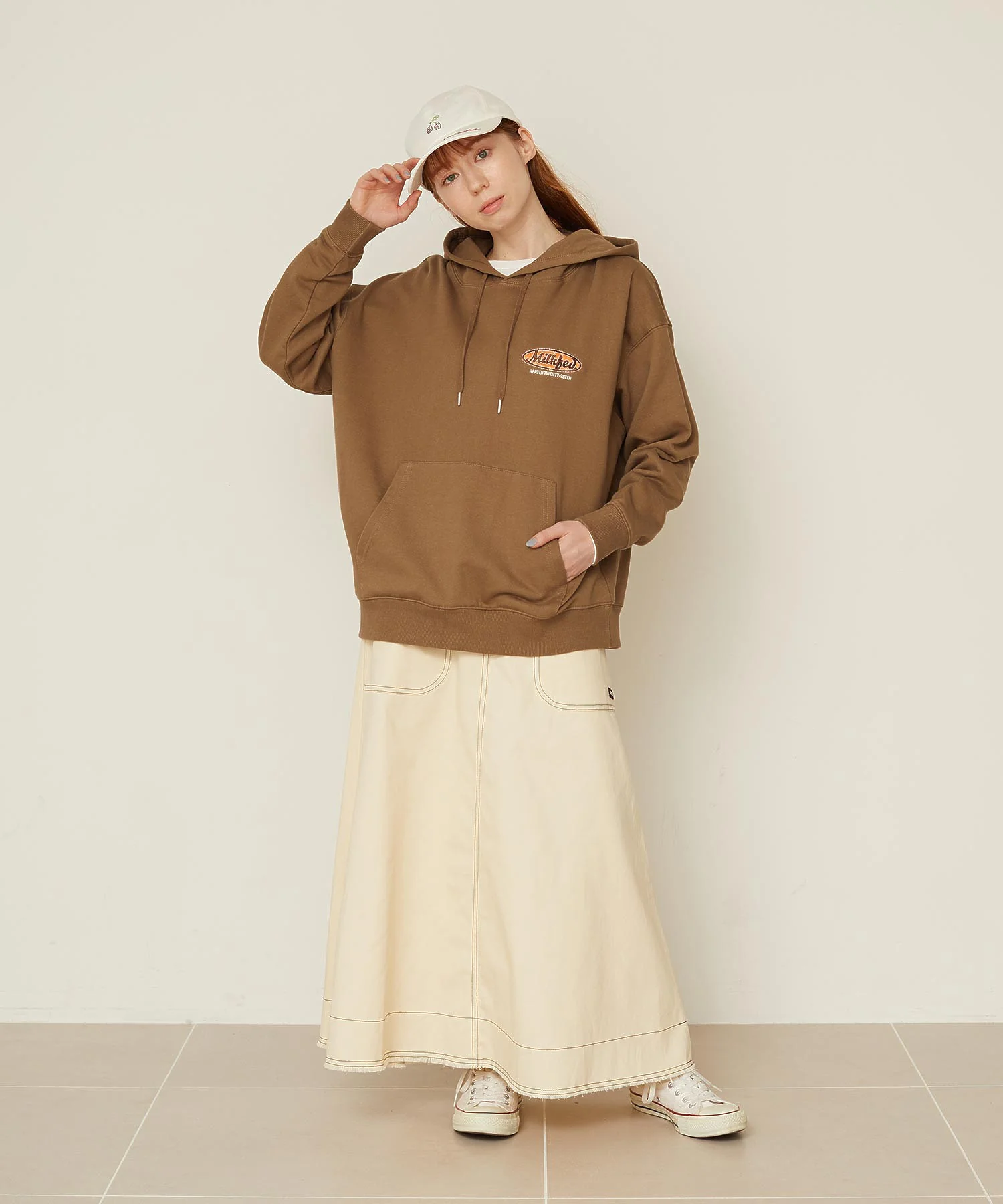 OVAL LOGO EMBROIDERY SWEAT HOODIE - Image 9