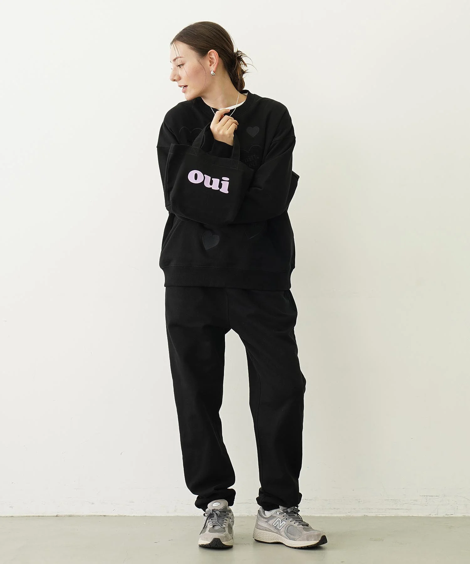HEARTS EMBROIDERY SWEAT TOP - Image 26