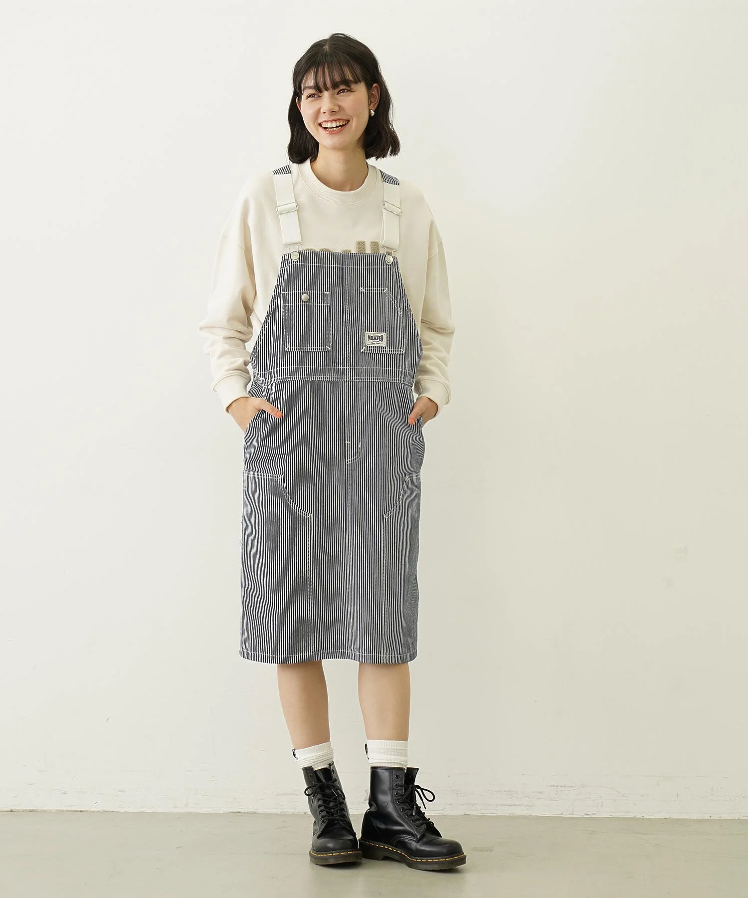 WORK STYLE SALOPETTE SKIRT - Image 17